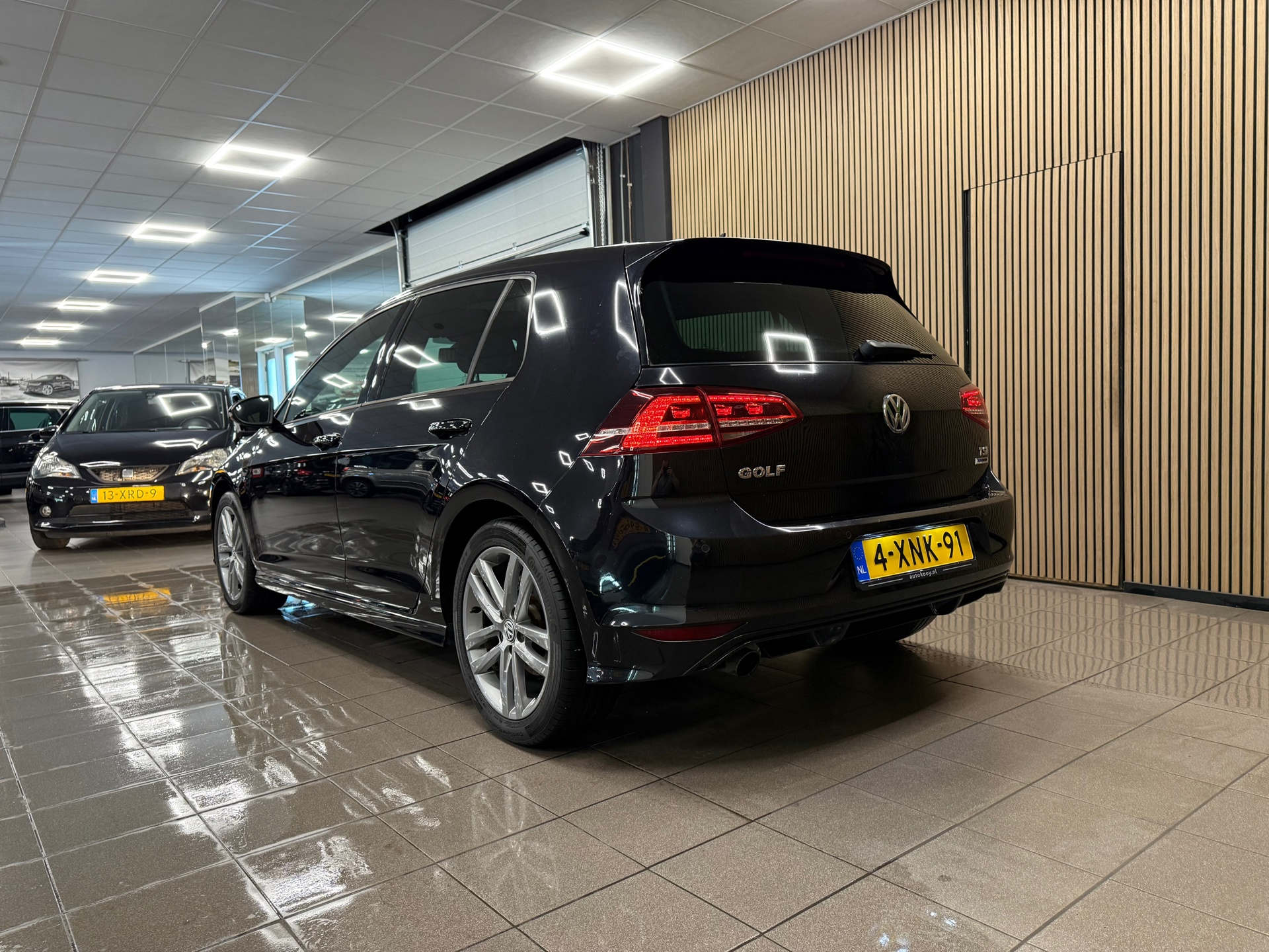 https://www.autokooy.nl//xml/images/54425277-3.JPG