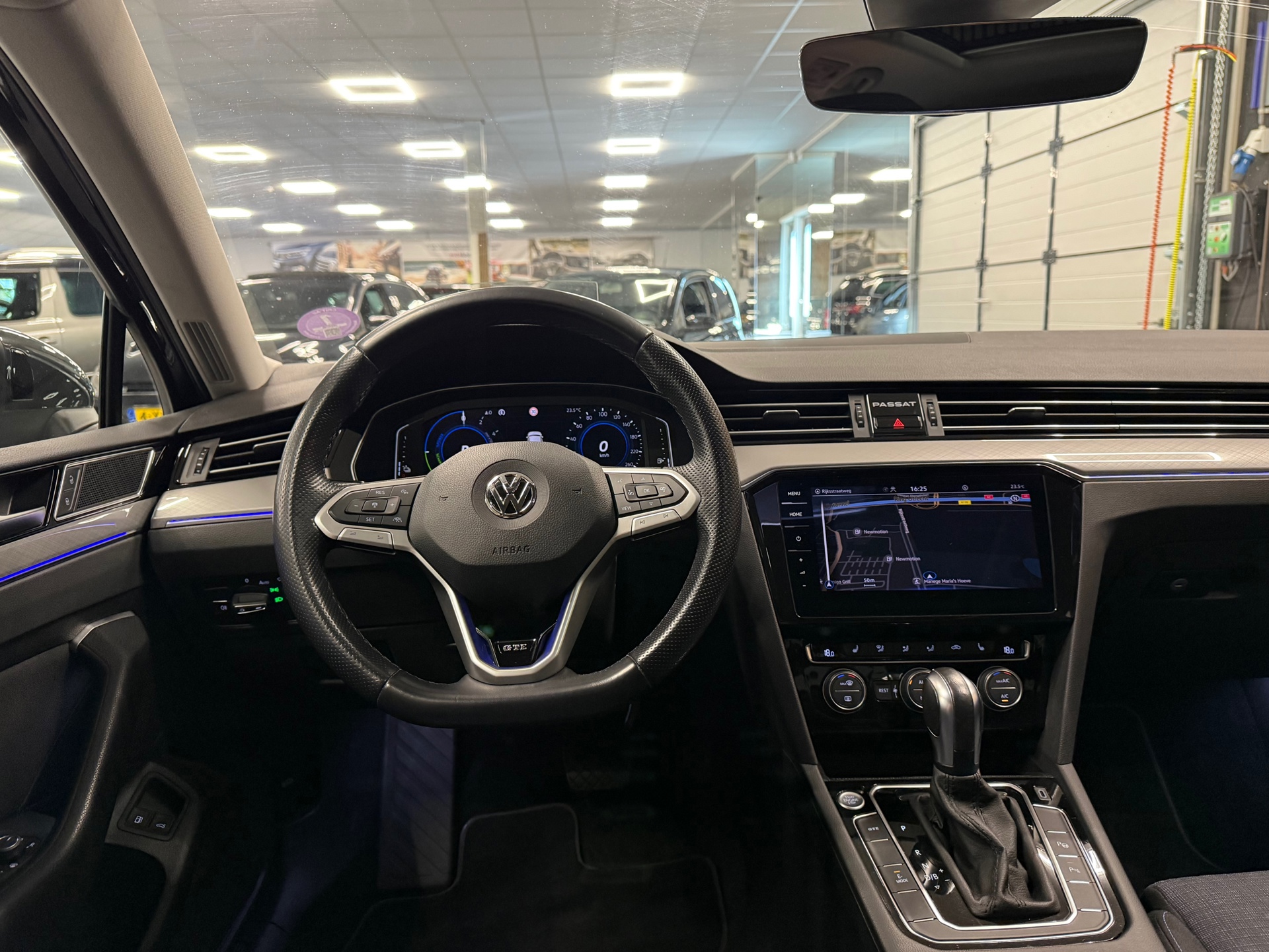 https://www.autokooy.nl//xml/images/54425358-20.JPG