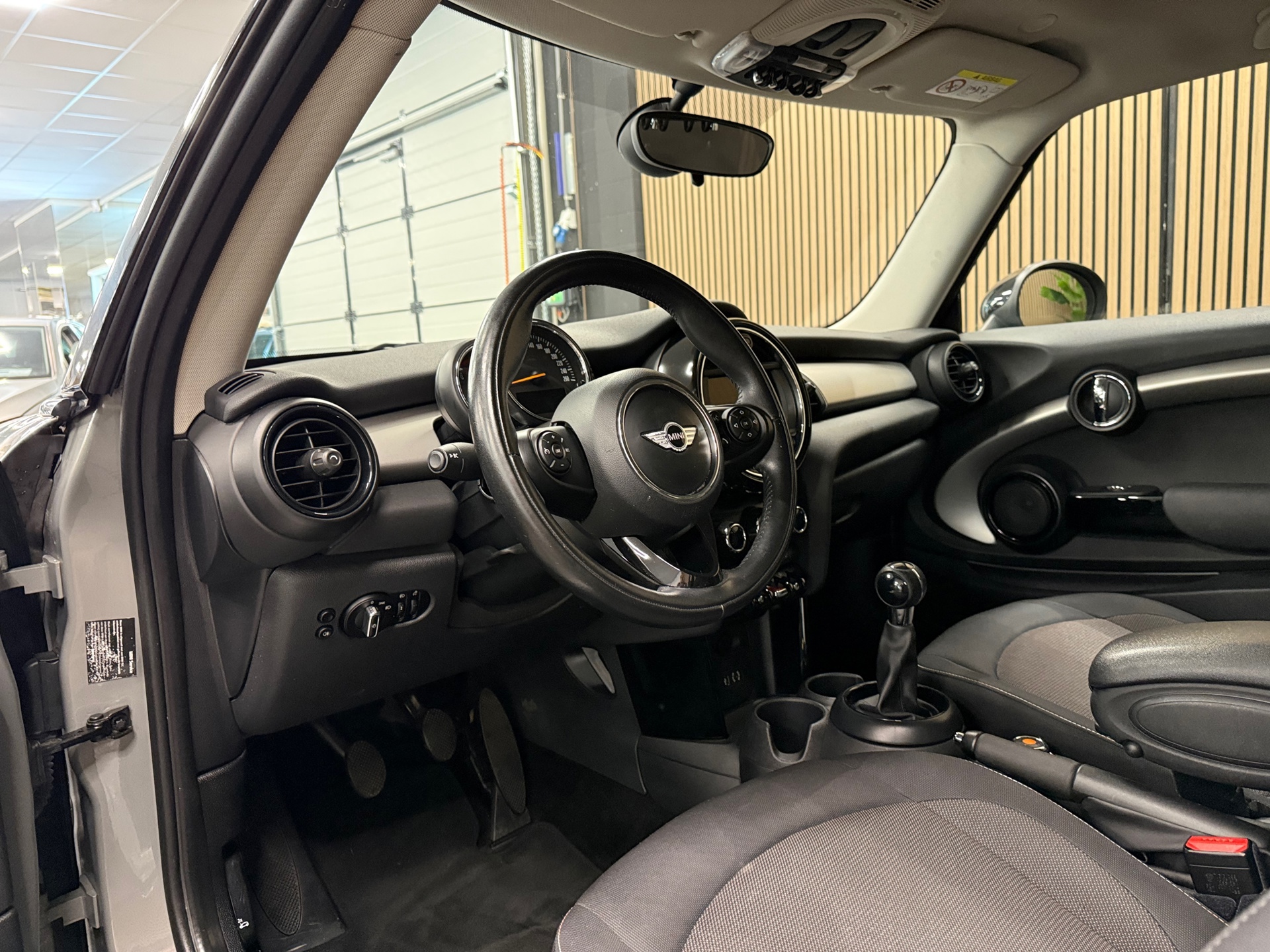 https://www.autokooy.nl//xml/images/54502465-12.JPG