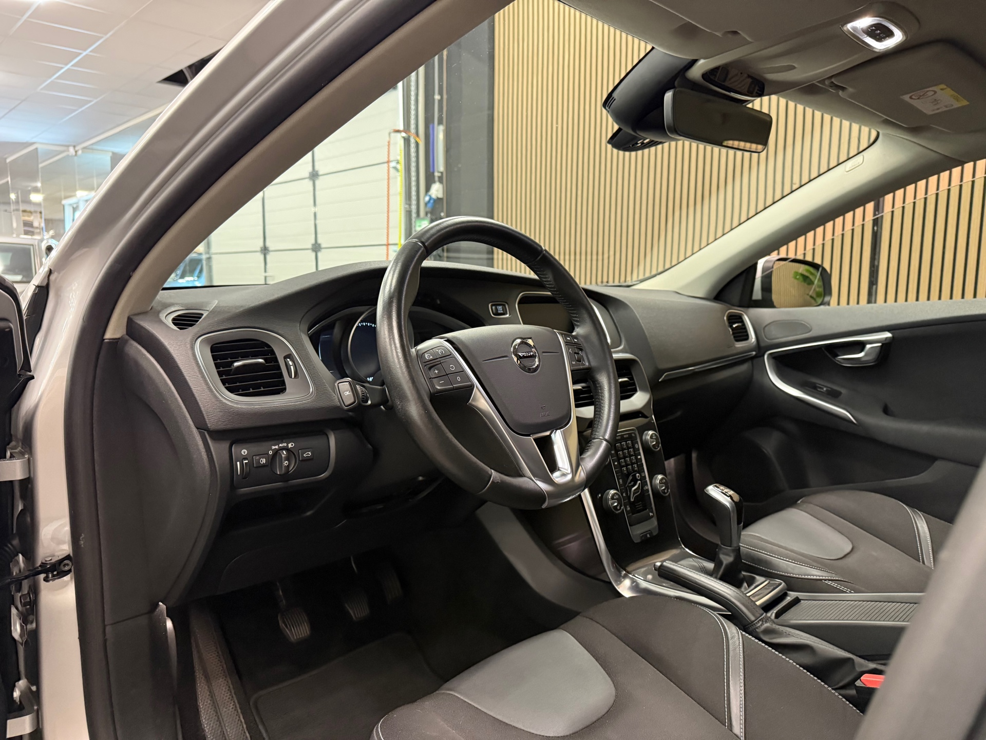 https://www.autokooy.nl//xml/images/54525143-12.JPG