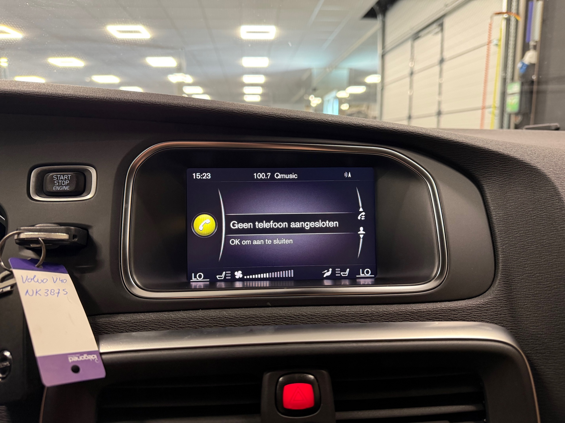 https://www.autokooy.nl//xml/images/54525143-16.JPG