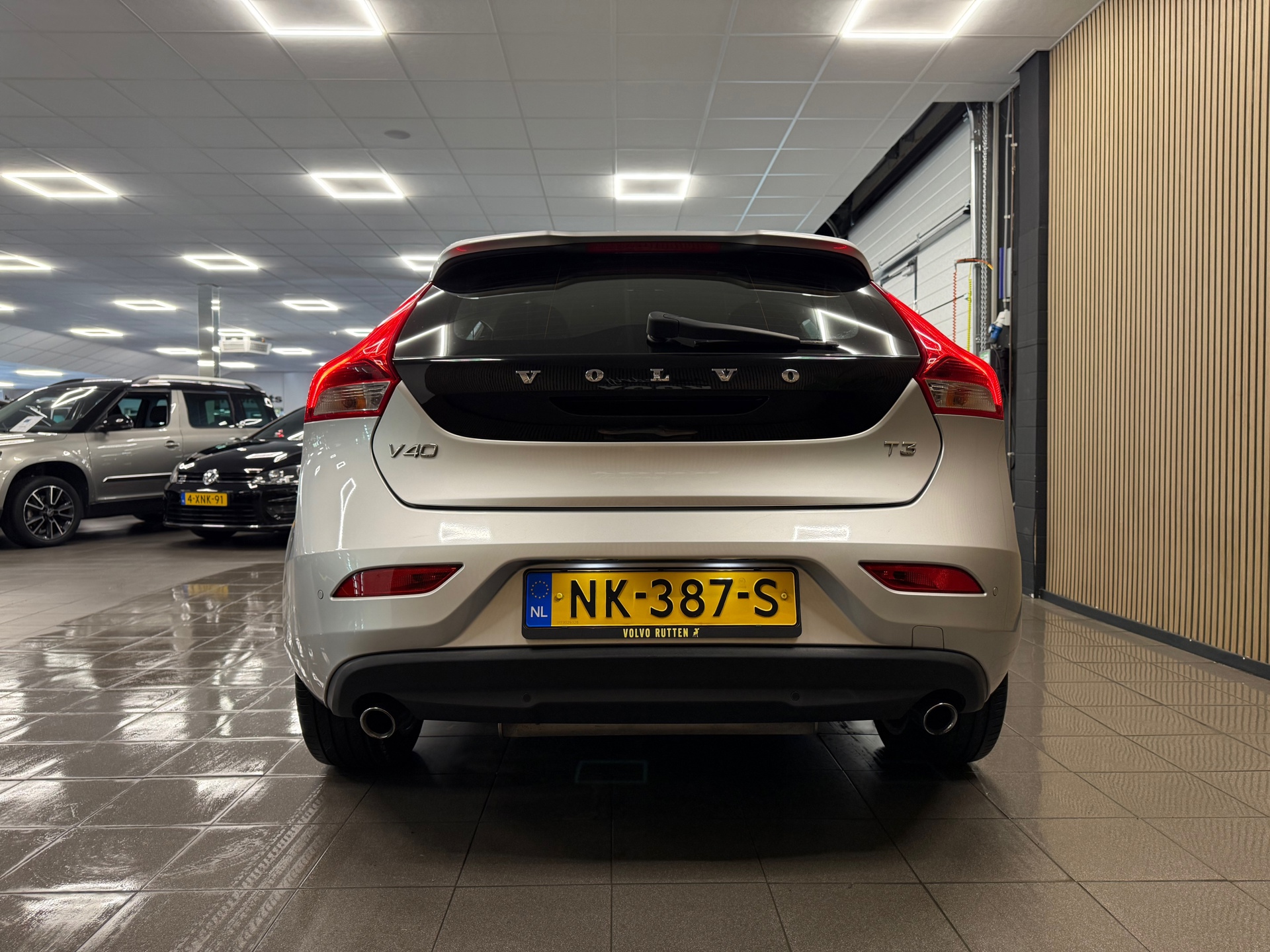 https://www.autokooy.nl//xml/images/54525143-4.JPG