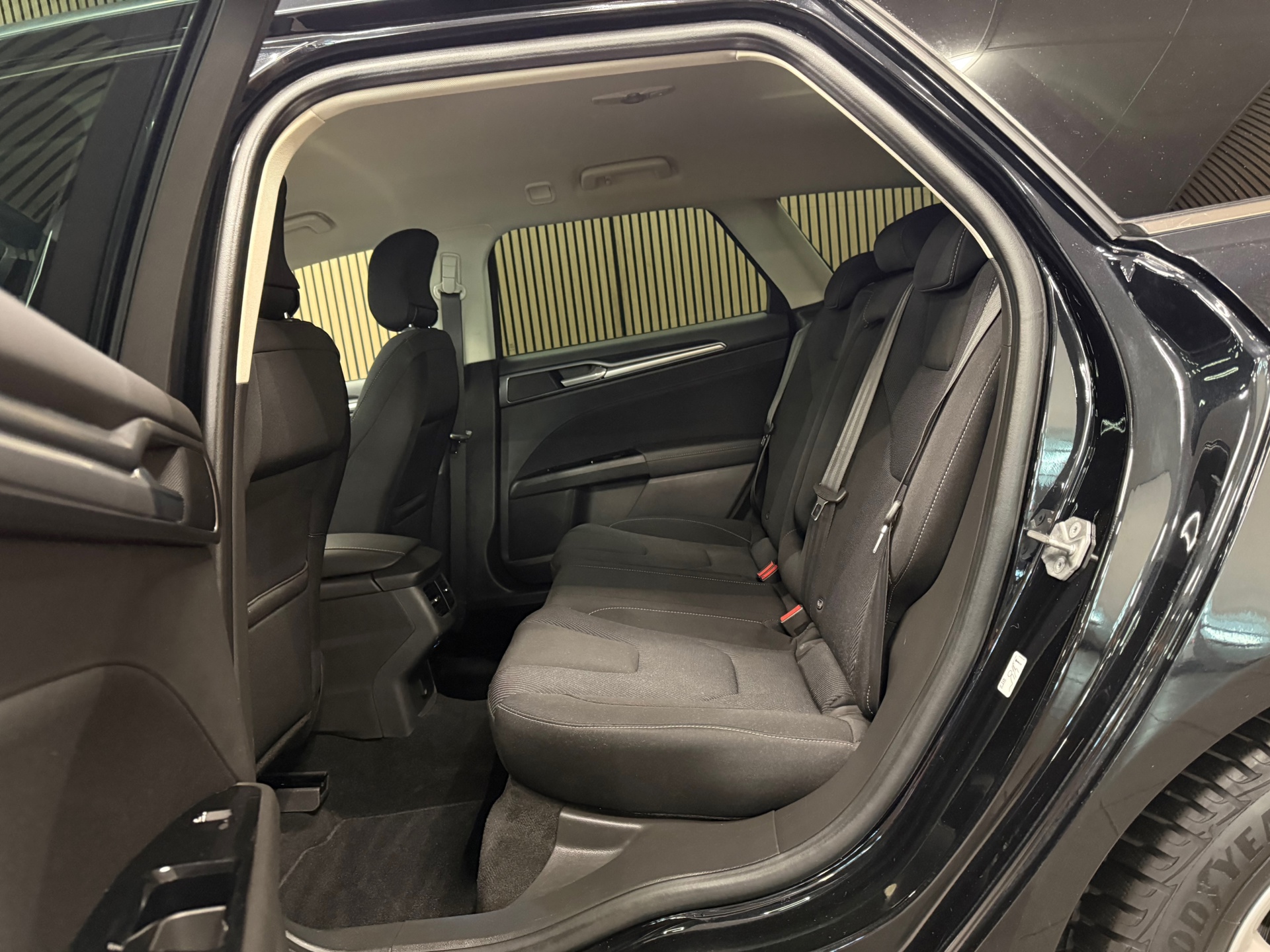https://www.autokooy.nl//xml/images/54525324-20.JPG