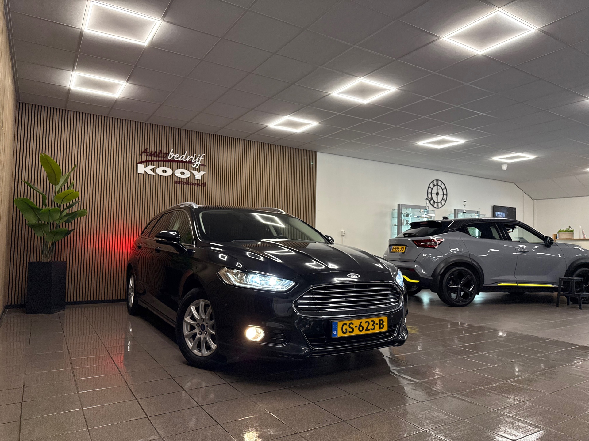 https://www.autokooy.nl//xml/images/54525324-6.JPG