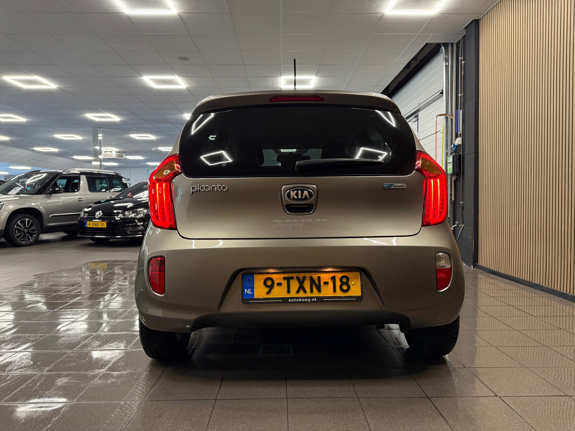 https://www.autokooy.nl//xml/images/54555035-4.JPG