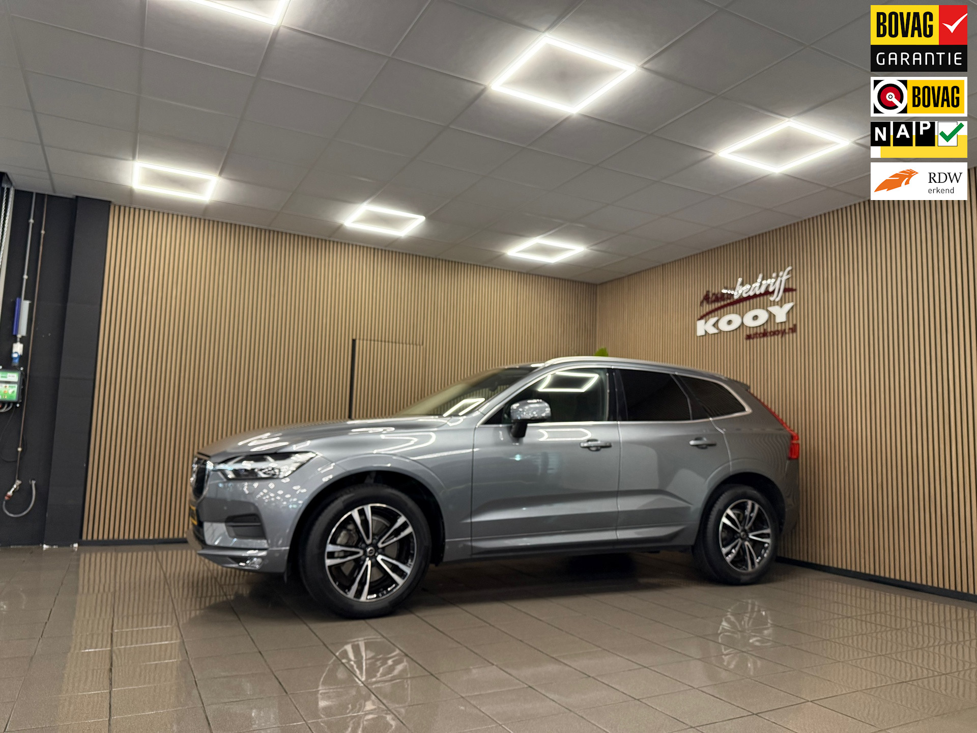 Volvo XC60 2.0 B5 Business Pro * Automaat / Carplay / Trekhaak / Leder / Camera / NL Auto *