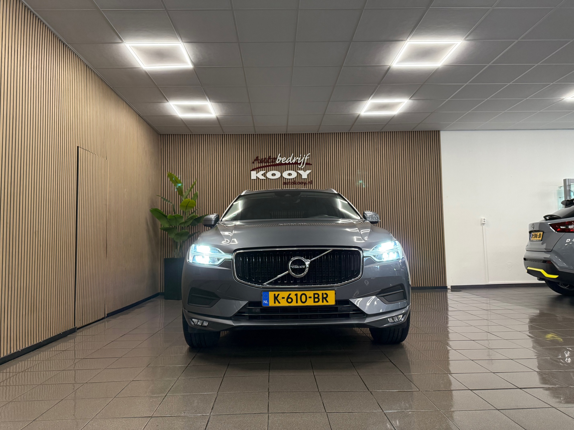 https://www.autokooy.nl//xml/images/54555089-10.JPG