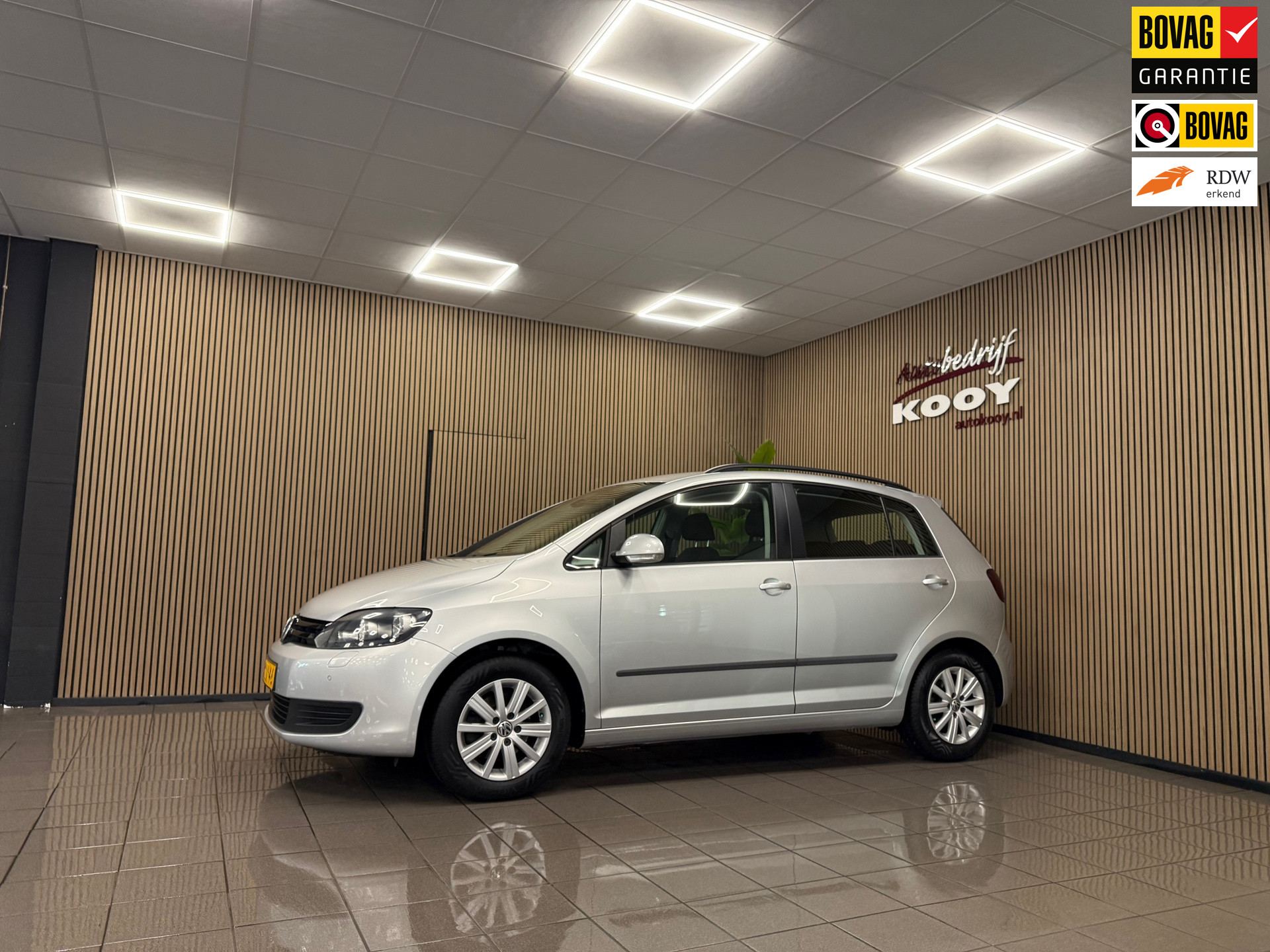 Volkswagen Golf Plus 1.2 TSI Highline * Automaat / Trekhaak / Parkeersensoren / Navigatie *