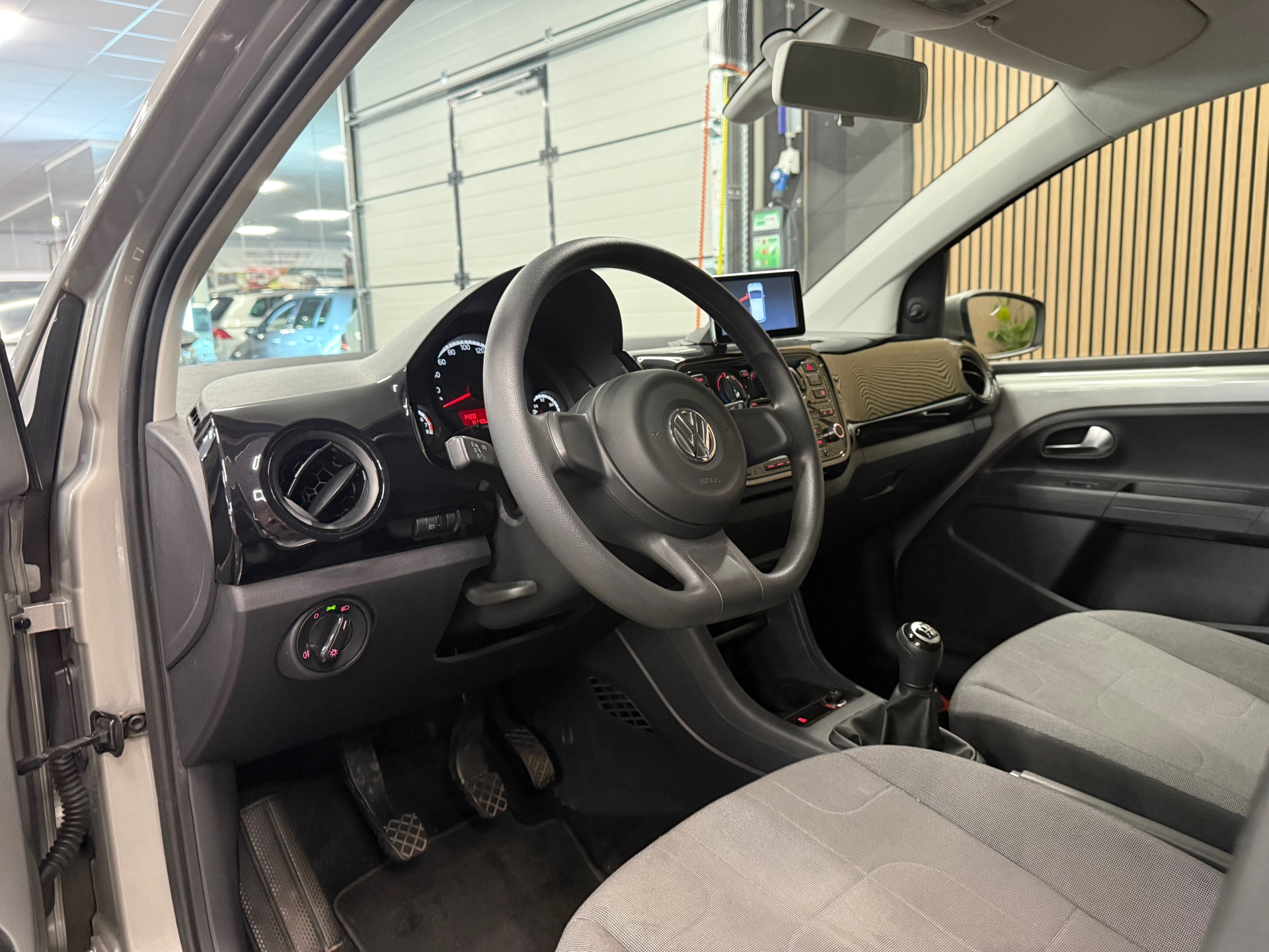 https://www.autokooy.nl//xml/images/54600691-12.JPG