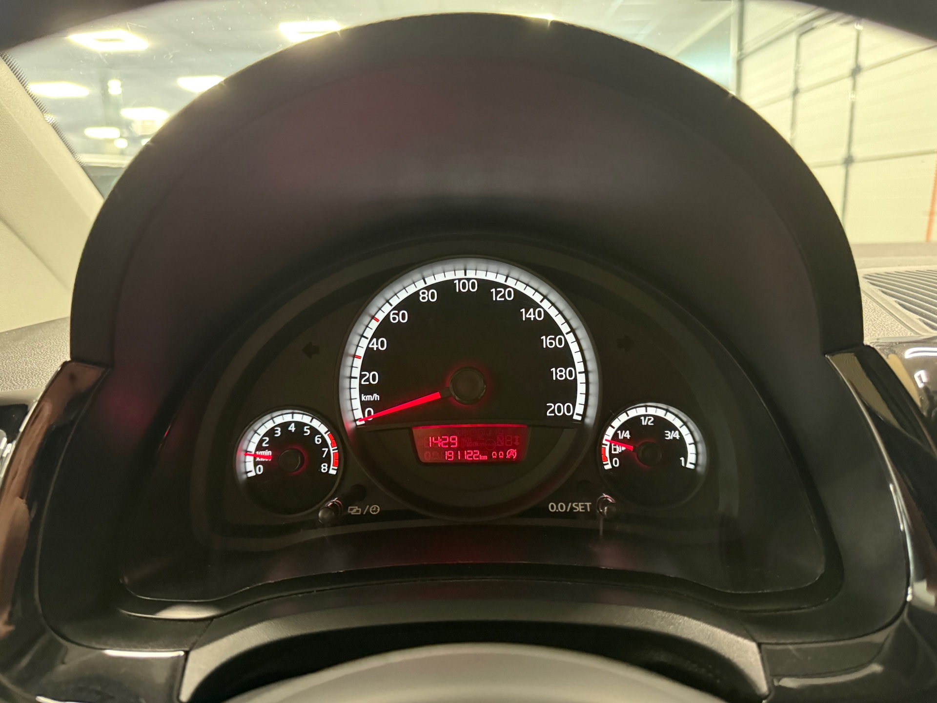https://www.autokooy.nl//xml/images/54600691-14.JPG