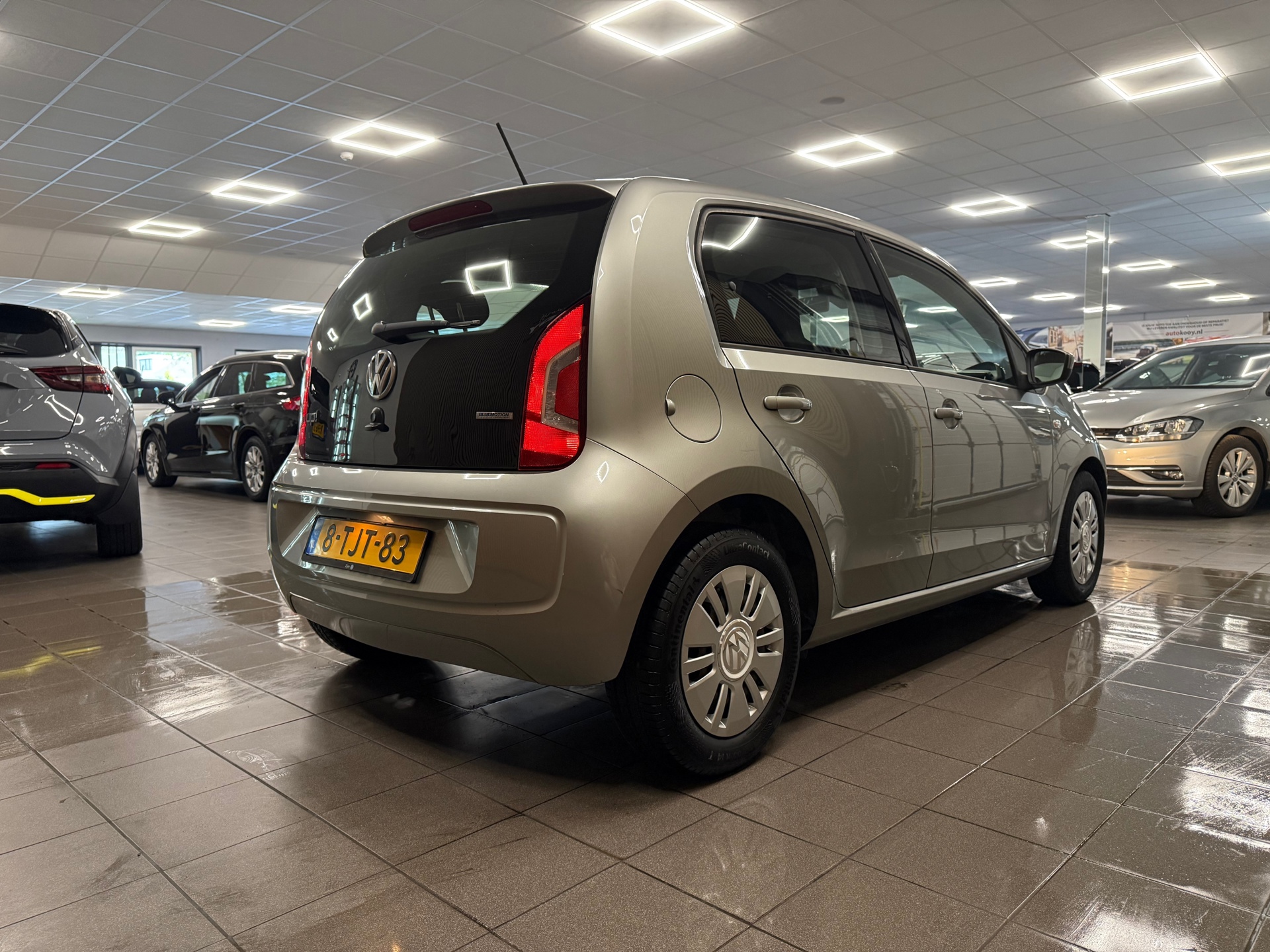 https://www.autokooy.nl//xml/images/54600691-6.JPG