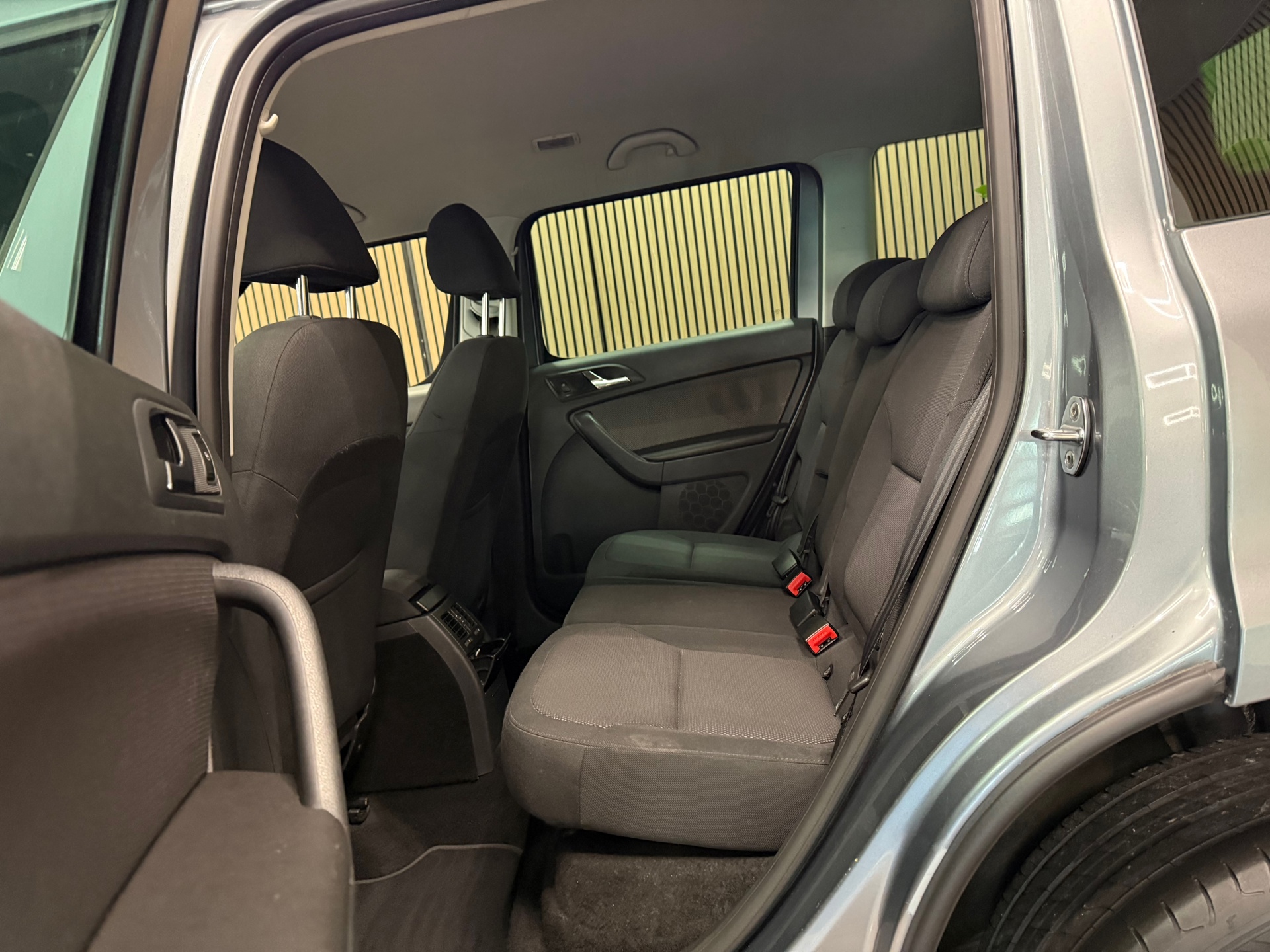 https://www.autokooy.nl//xml/images/54645860-21.JPG