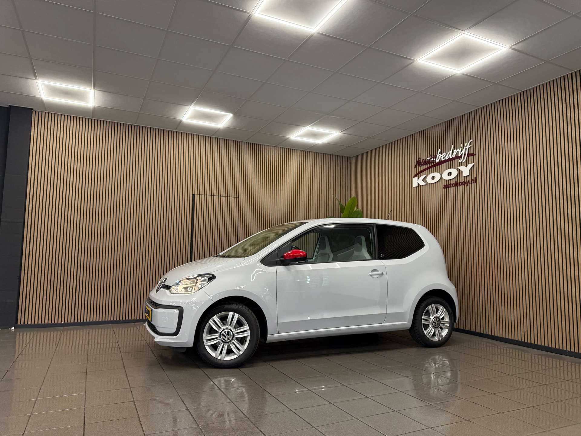 https://www.autokooy.nl//xml/images/54646081-9.JPG