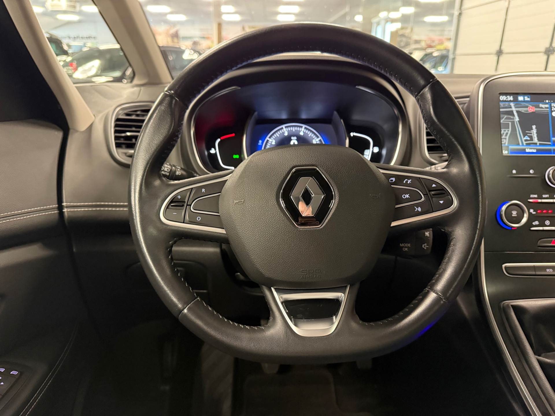 https://www.autokooy.nl//xml/images/54697303-13.JPG