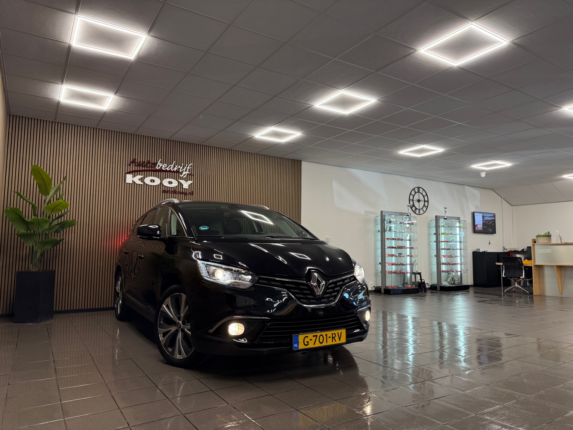 https://www.autokooy.nl//xml/images/54697303-7.JPG