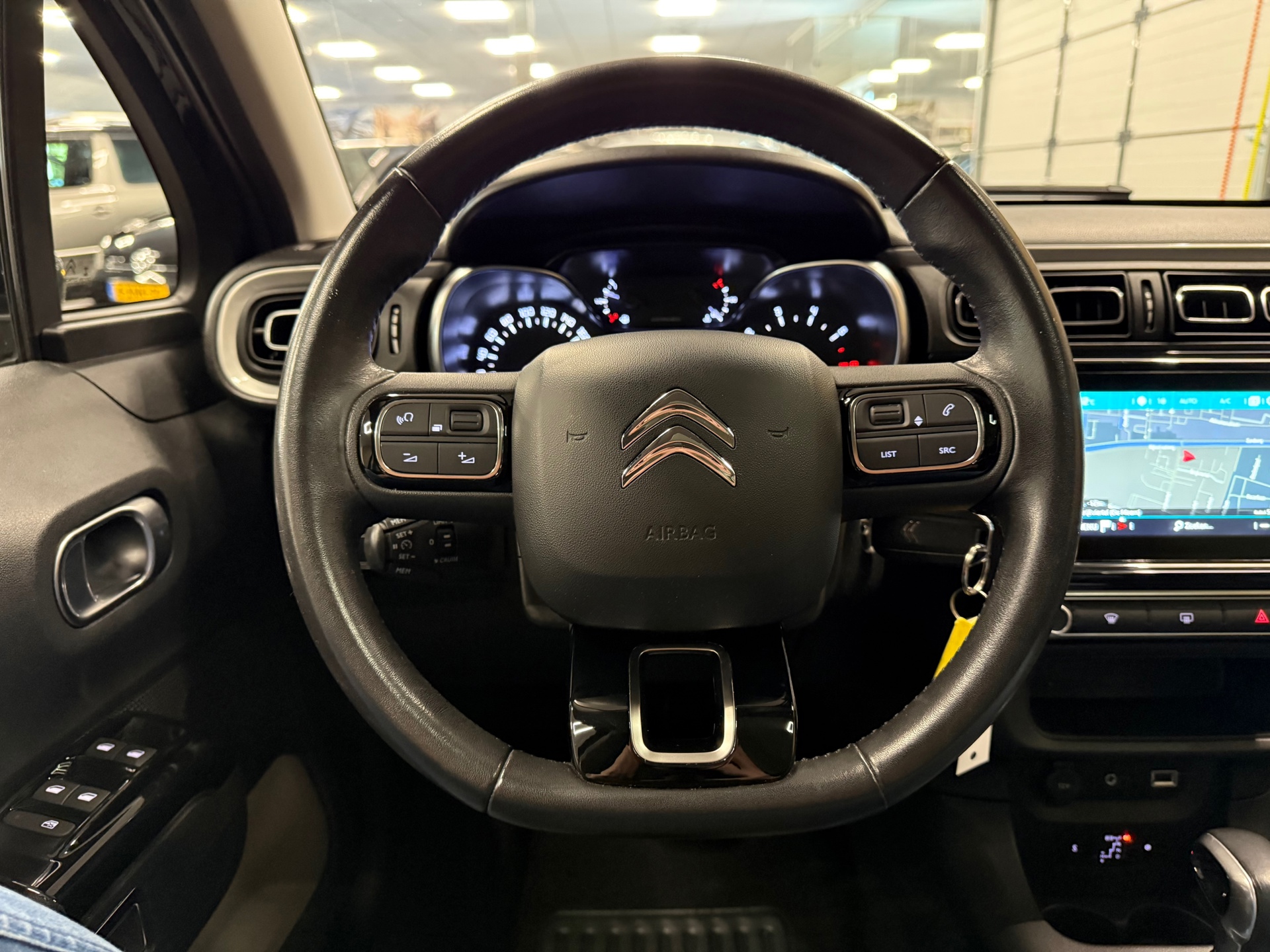 https://www.autokooy.nl//xml/images/54794755-12.JPG
