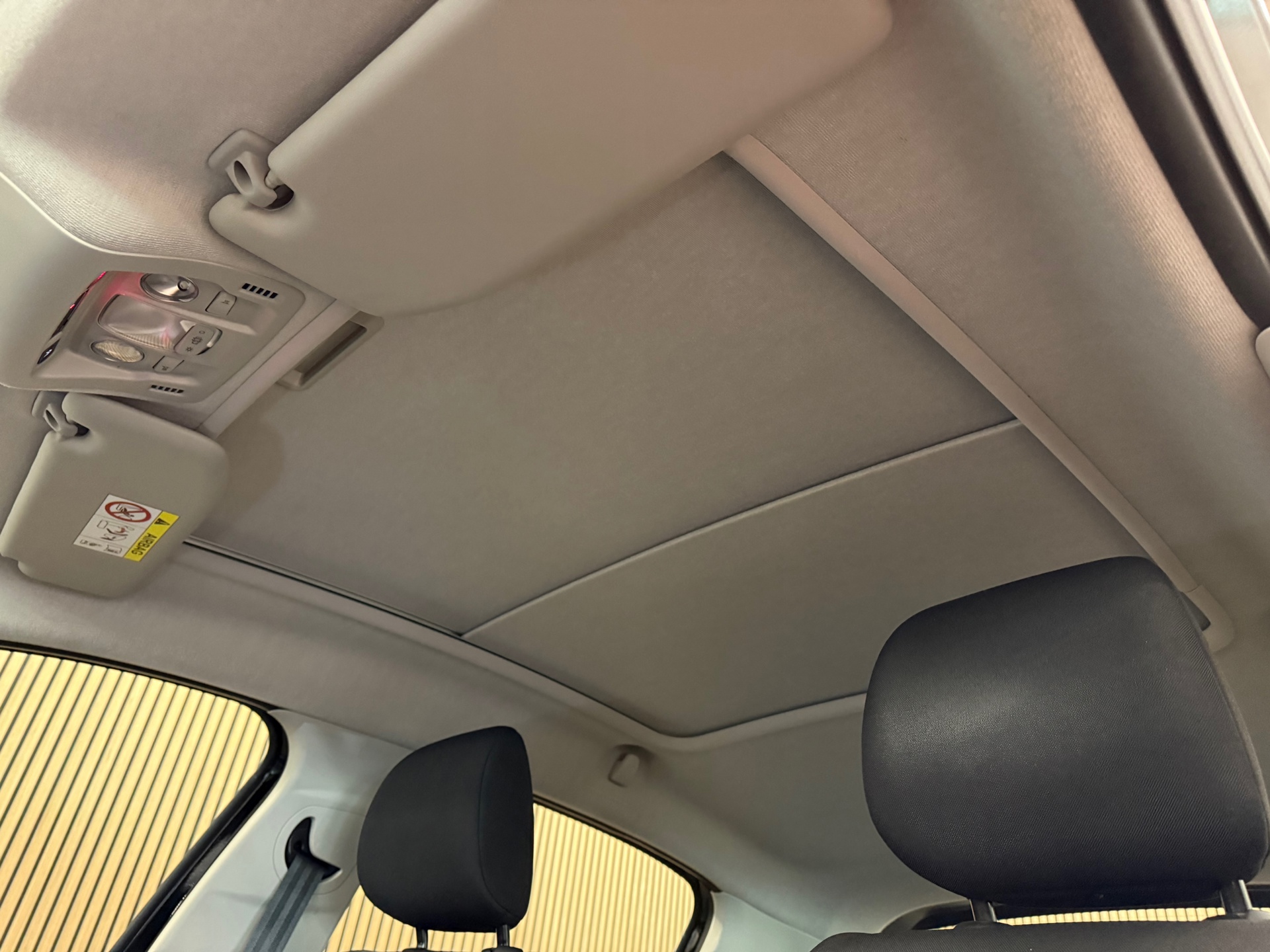 https://www.autokooy.nl//xml/images/54794755-22.JPG