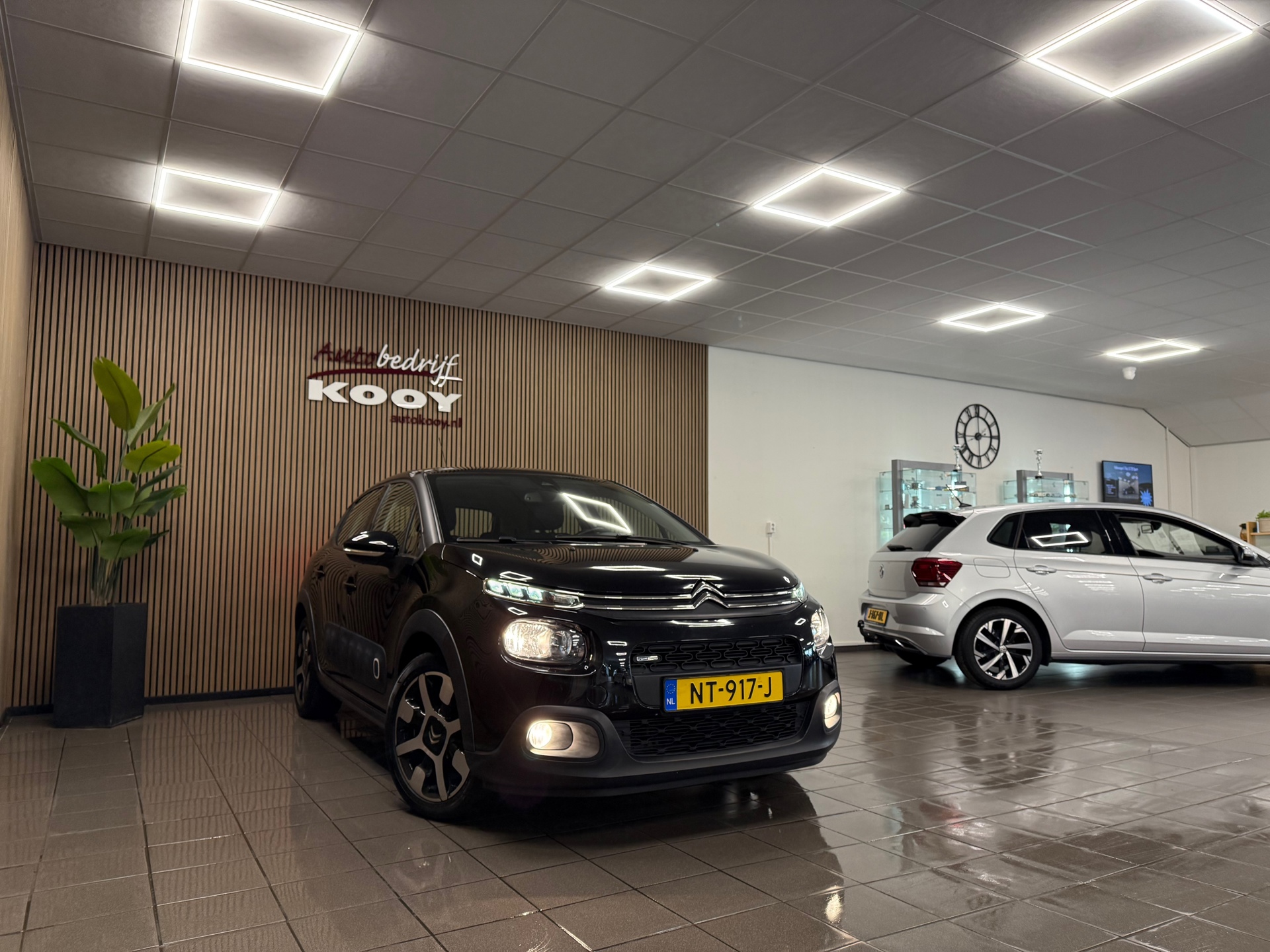 https://www.autokooy.nl//xml/images/54794755-7.JPG