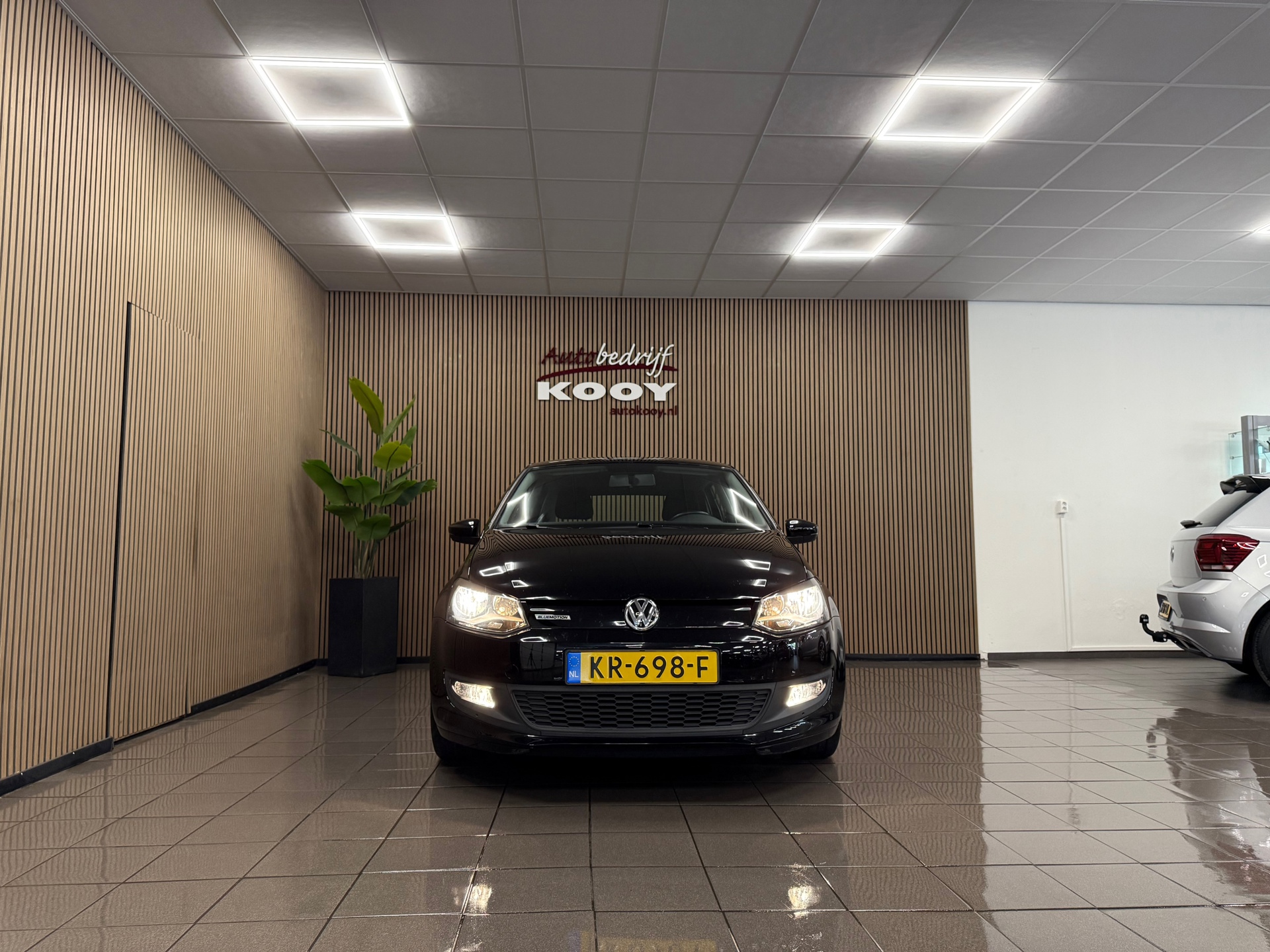 https://www.autokooy.nl//xml/images/54820612-8.JPG