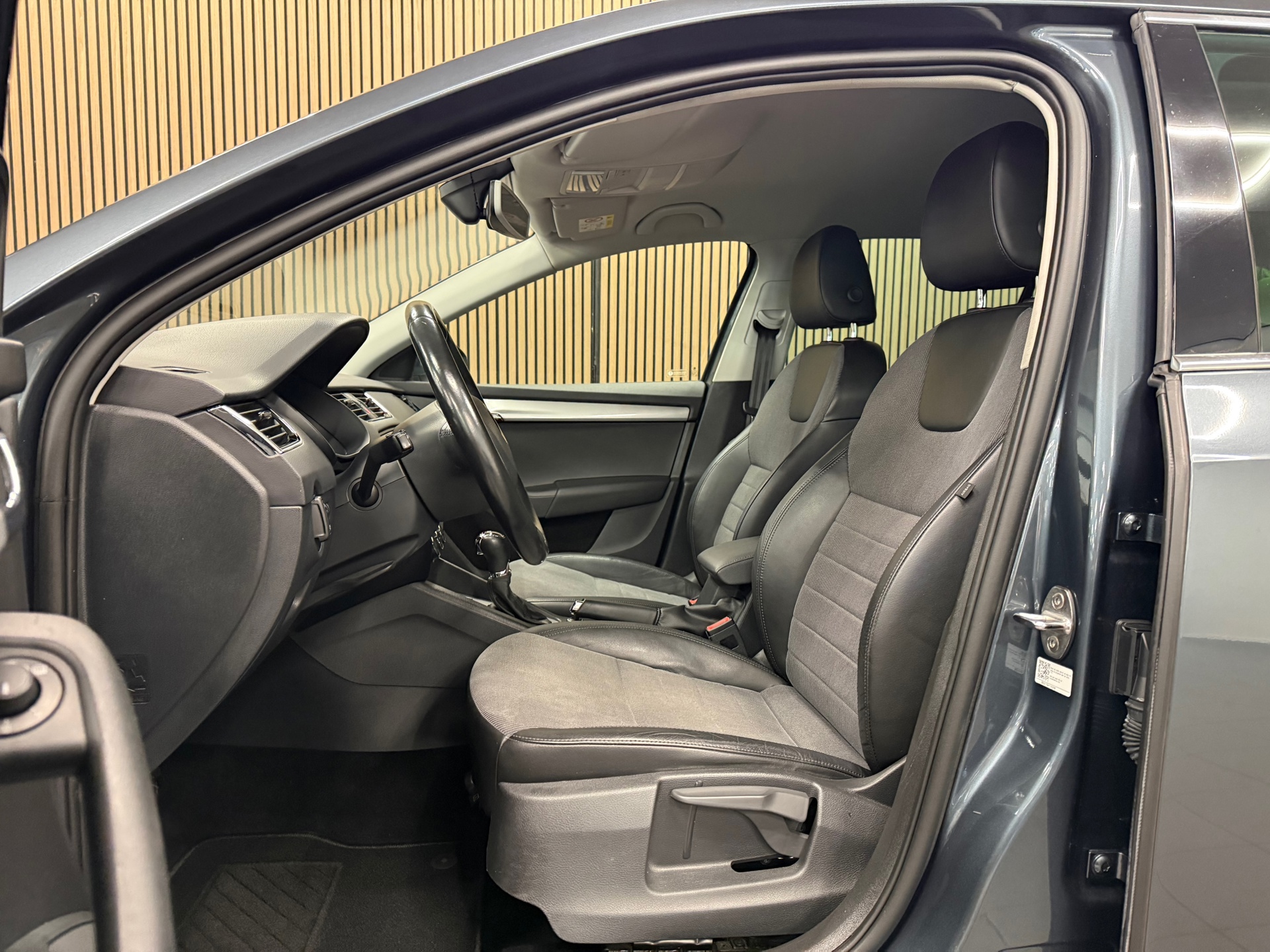 https://www.autokooy.nl//xml/images/54820794-11.JPG