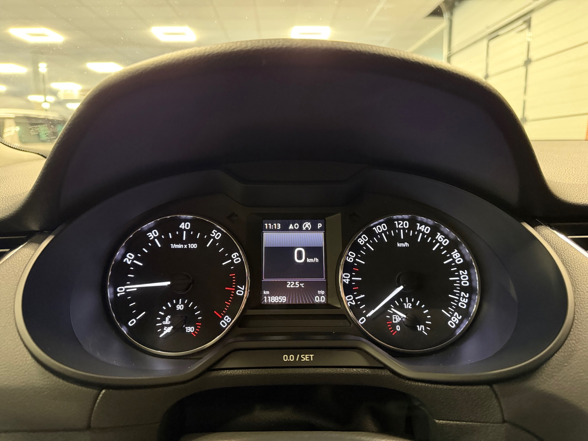 https://www.autokooy.nl//xml/images/54820794-14.JPG