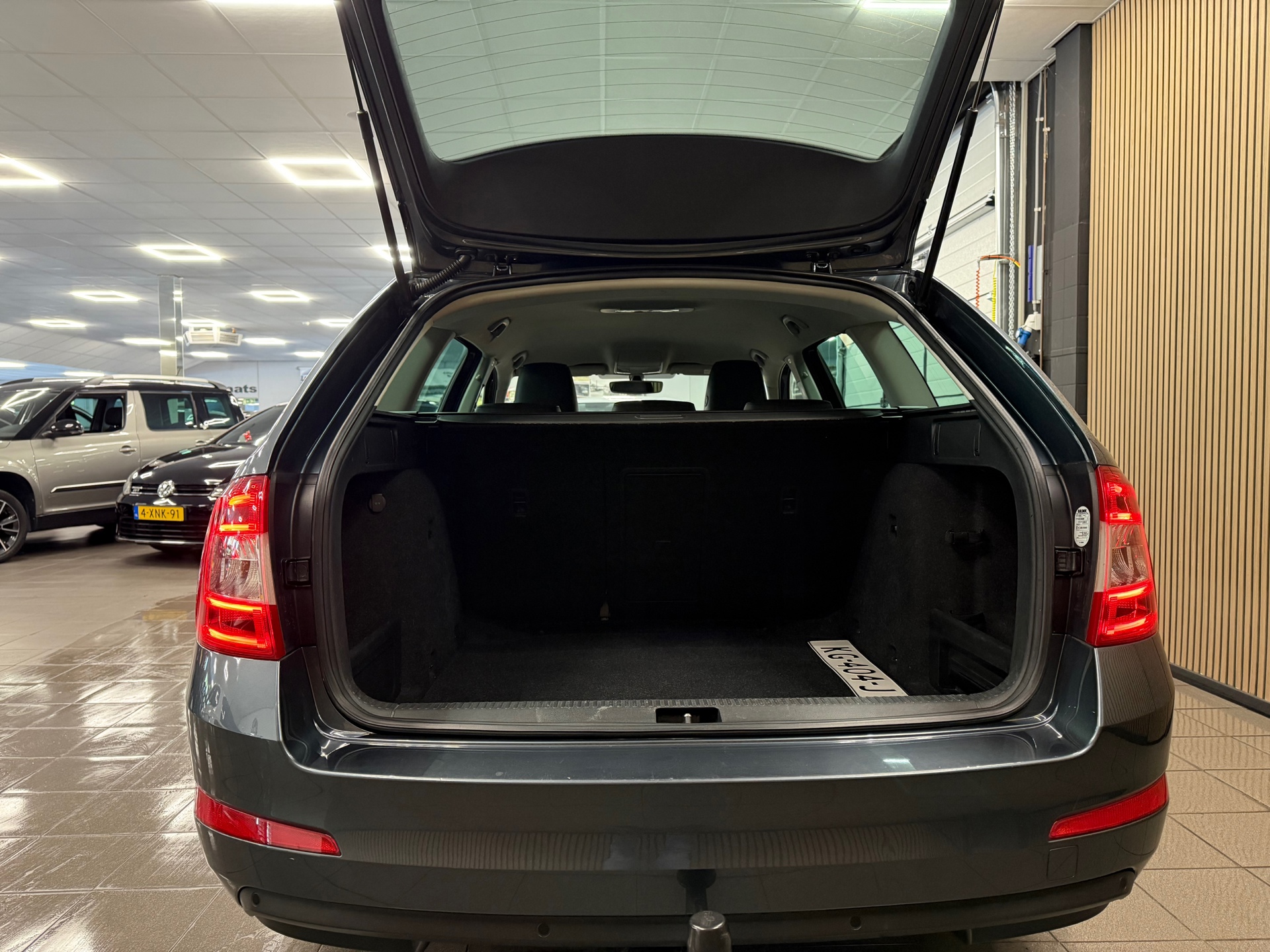https://www.autokooy.nl//xml/images/54820794-5.JPG