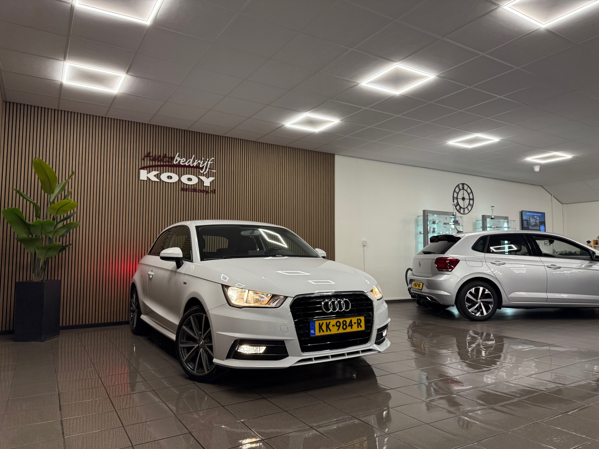 https://www.autokooy.nl//xml/images/54847107-7.JPG