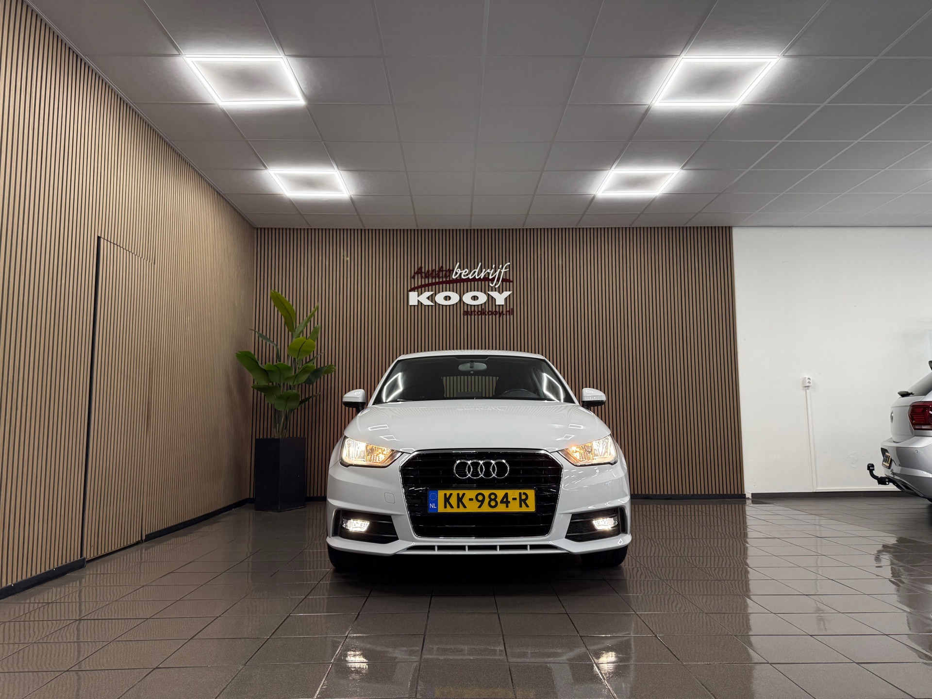 https://www.autokooy.nl//xml/images/54847107-8.JPG