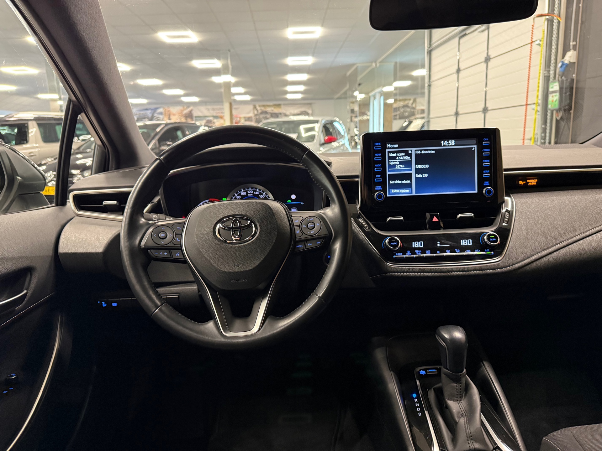 https://www.autokooy.nl//xml/images/54847175-20.JPG