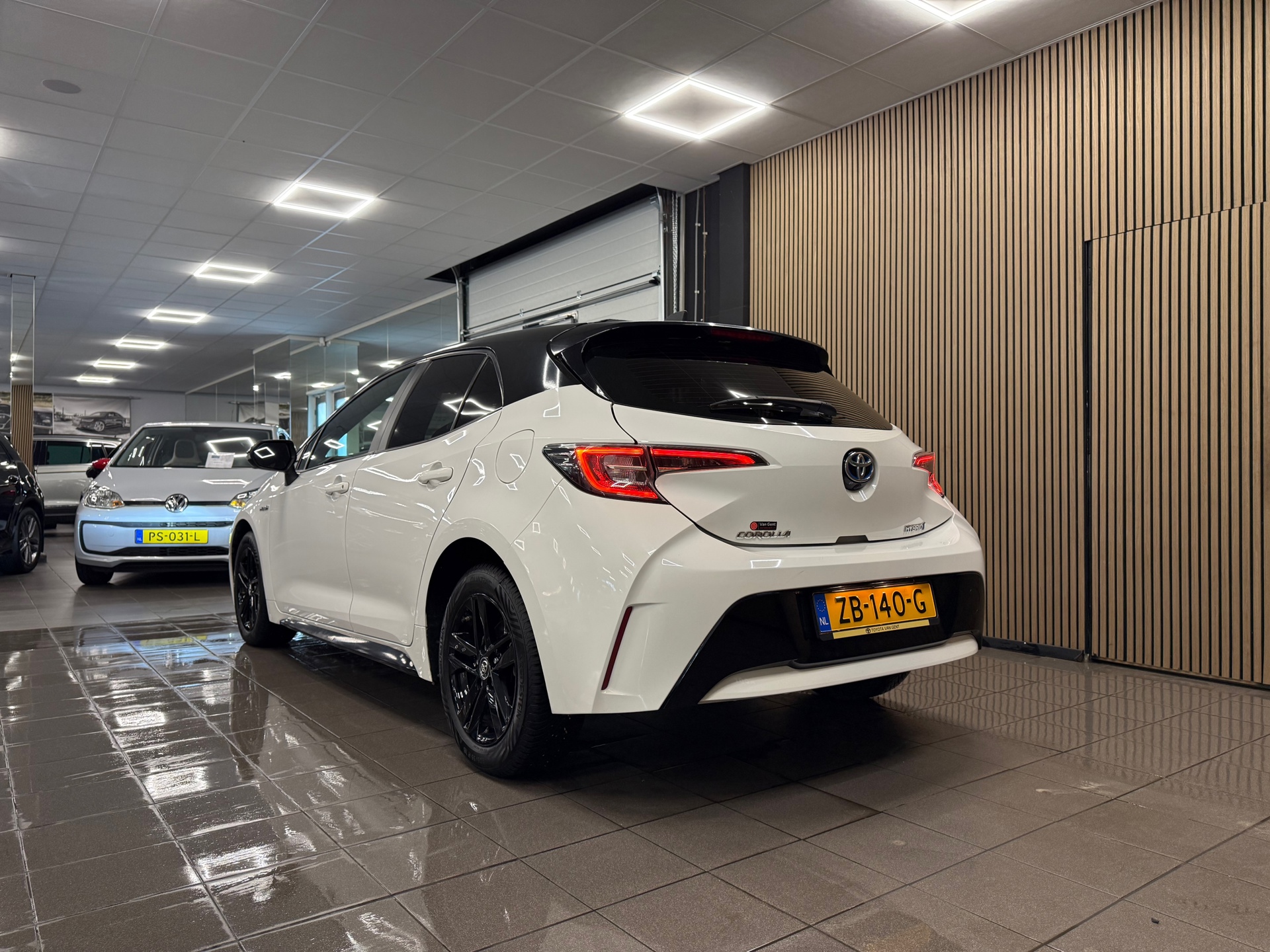 https://www.autokooy.nl//xml/images/54847175-3.JPG