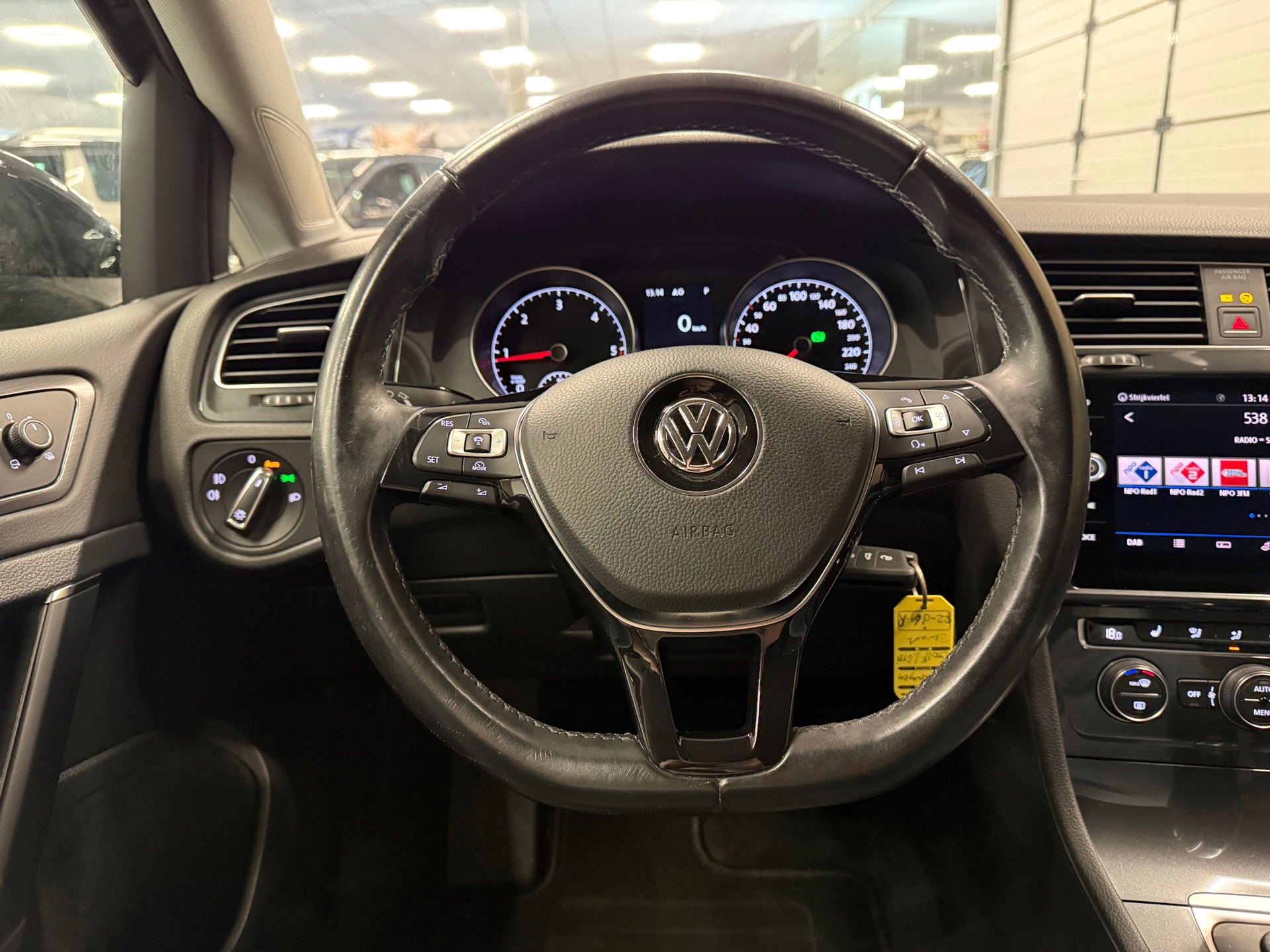 https://www.autokooy.nl//xml/images/54872219-13.JPG