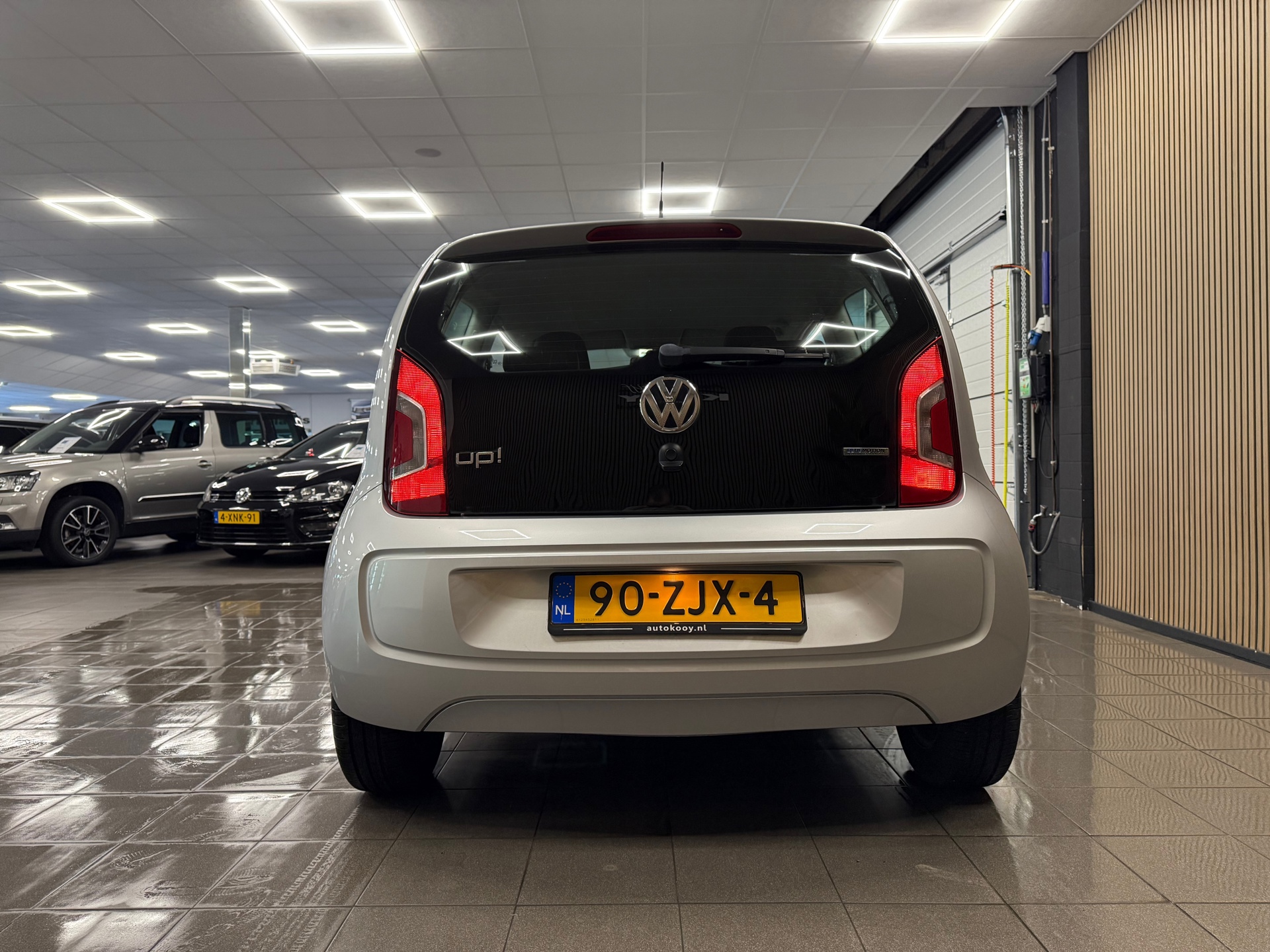 https://www.autokooy.nl//xml/images/54872381-4.JPG