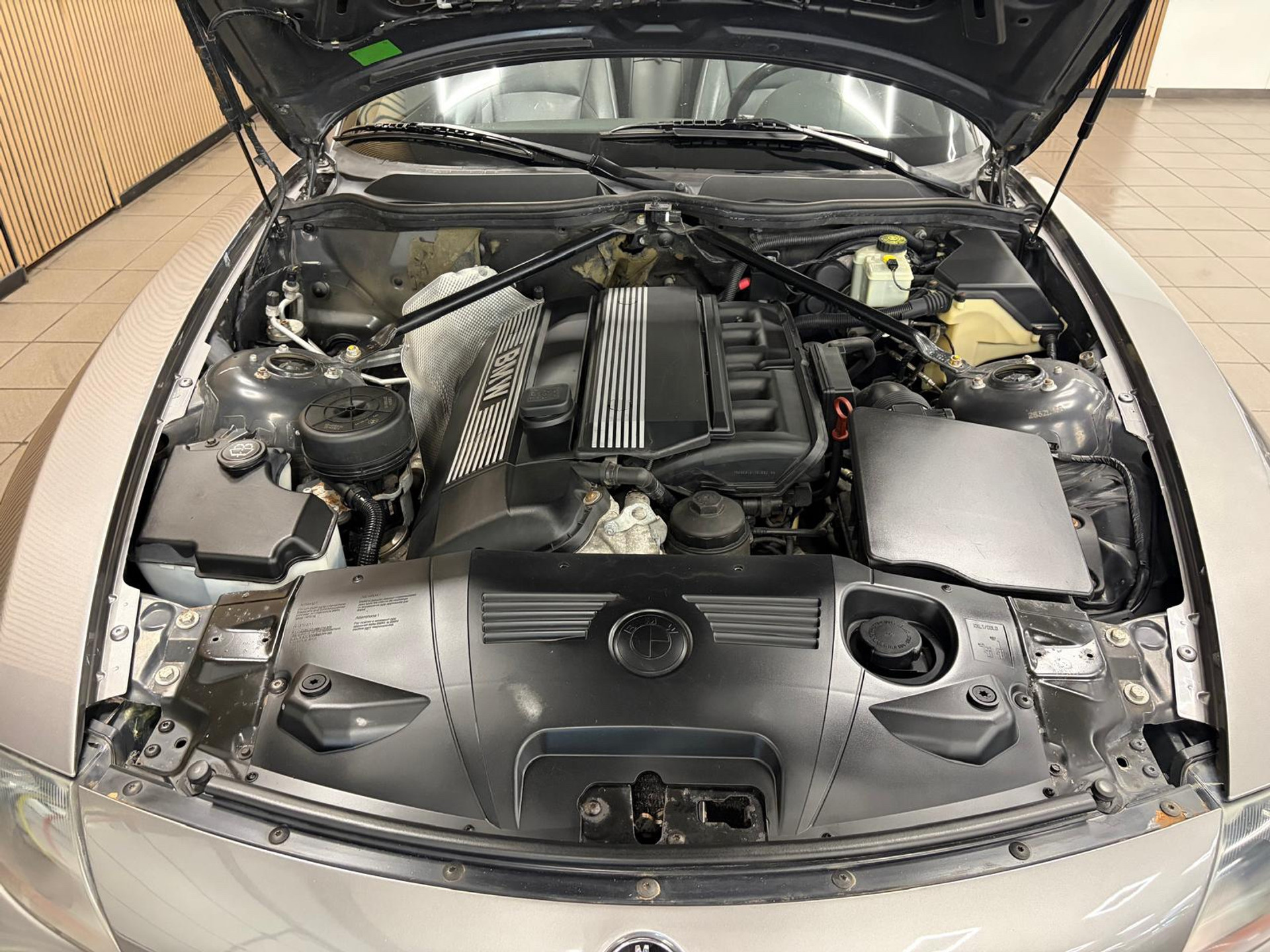 https://www.autokooy.nl//xml/images/54895971-14.JPG