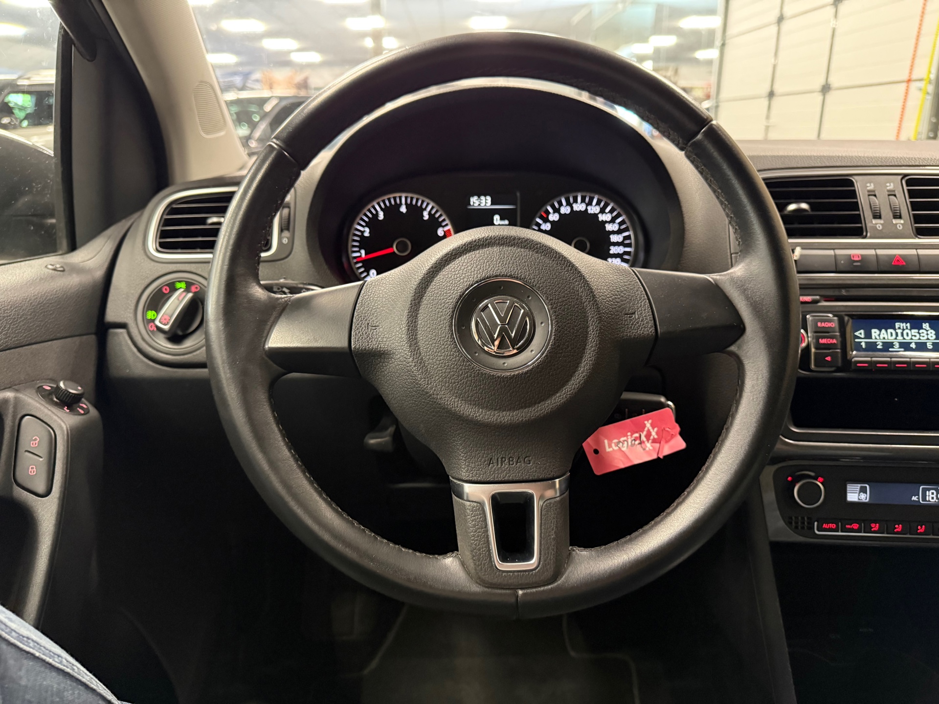 https://www.autokooy.nl//xml/images/54897068-13.JPG