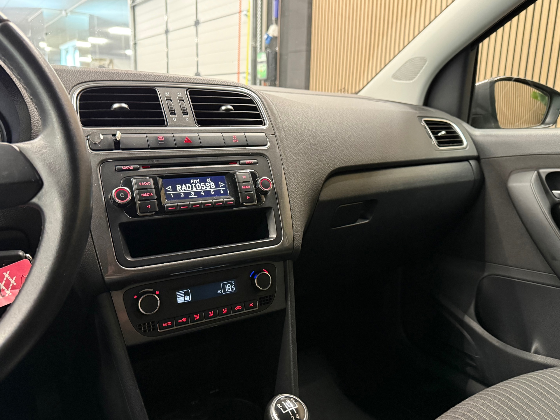 https://www.autokooy.nl//xml/images/54897068-19.JPG