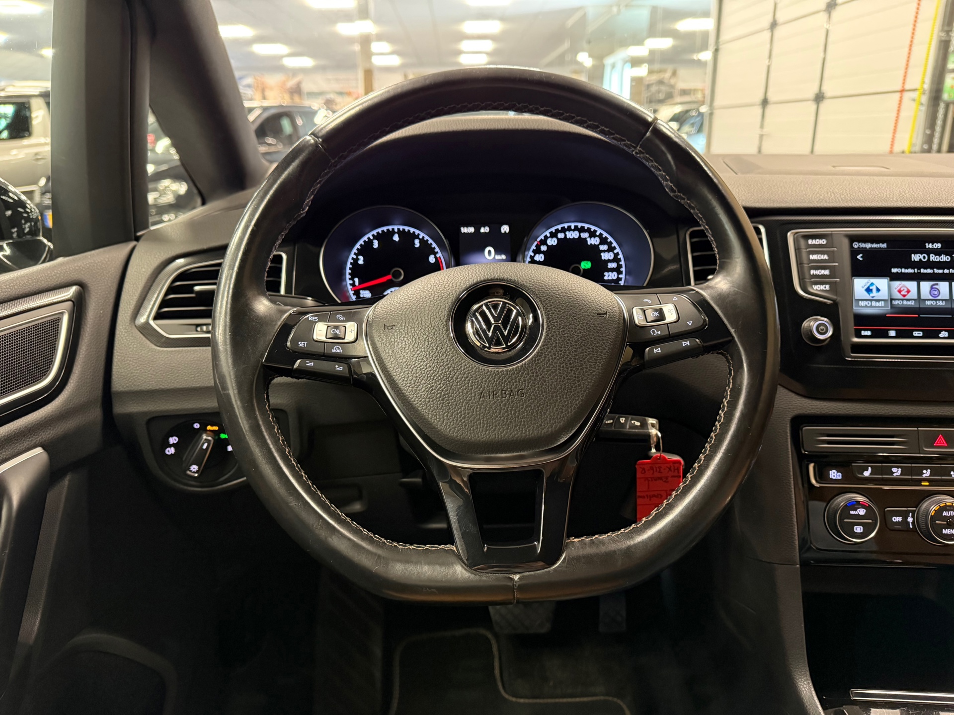 https://www.autokooy.nl//xml/images/54897413-13.JPG