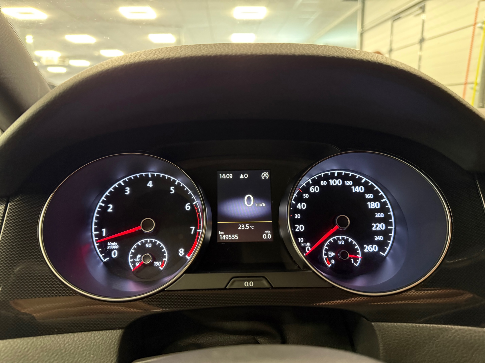 https://www.autokooy.nl//xml/images/54897413-14.JPG