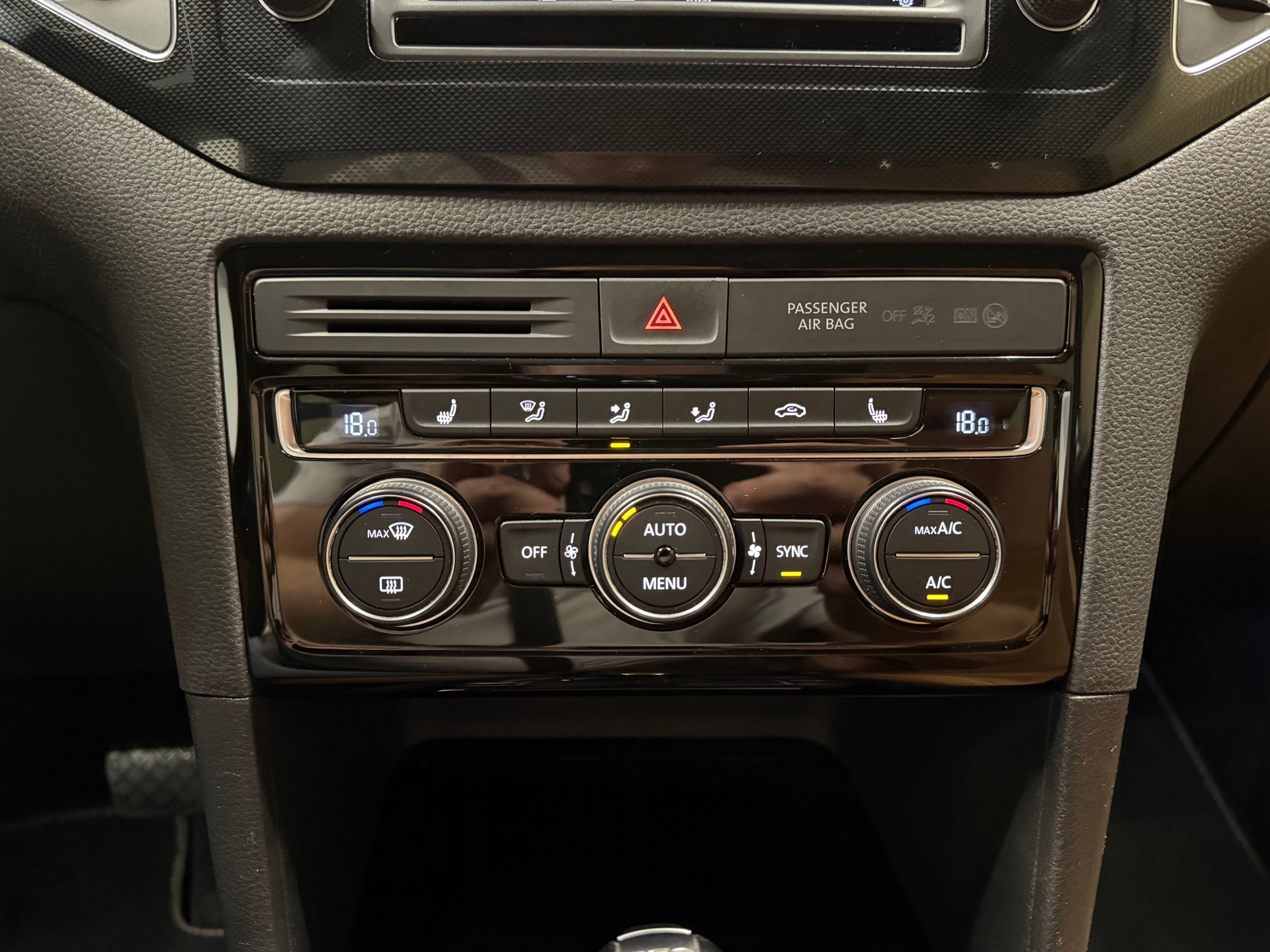 https://www.autokooy.nl//xml/images/54897413-19.JPG