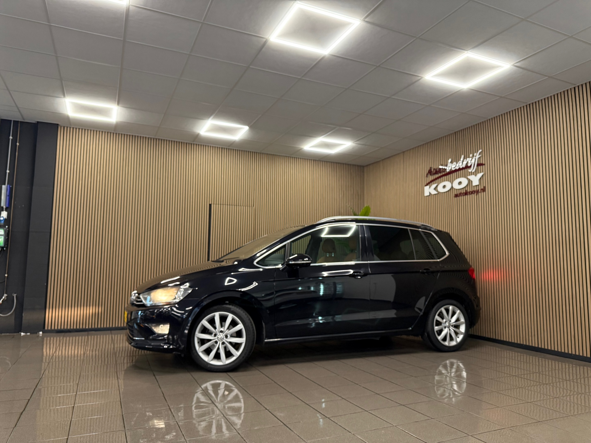 https://www.autokooy.nl//xml/images/54897413-9.JPG