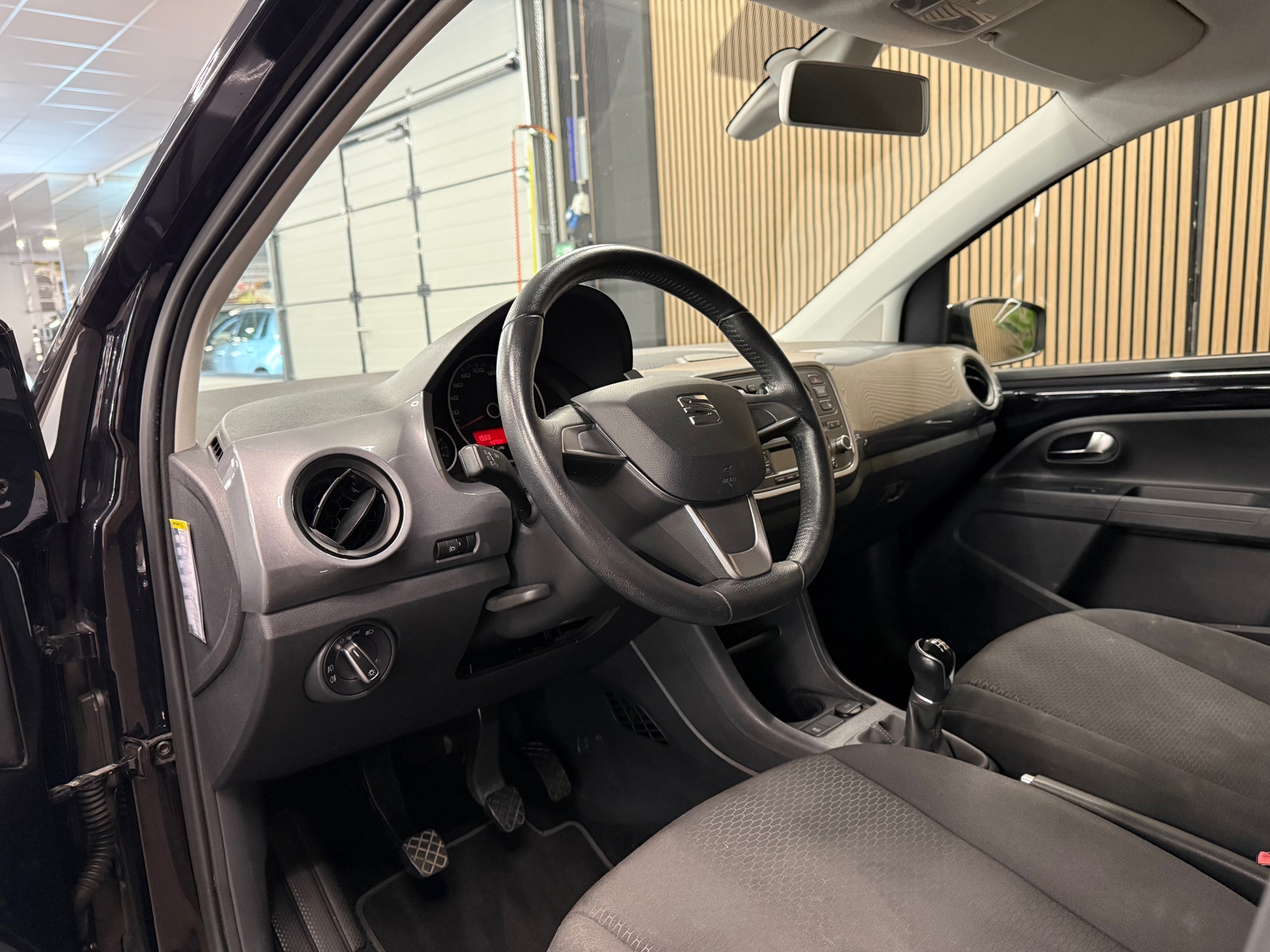 https://www.autokooy.nl//xml/images/54959486-12.JPG