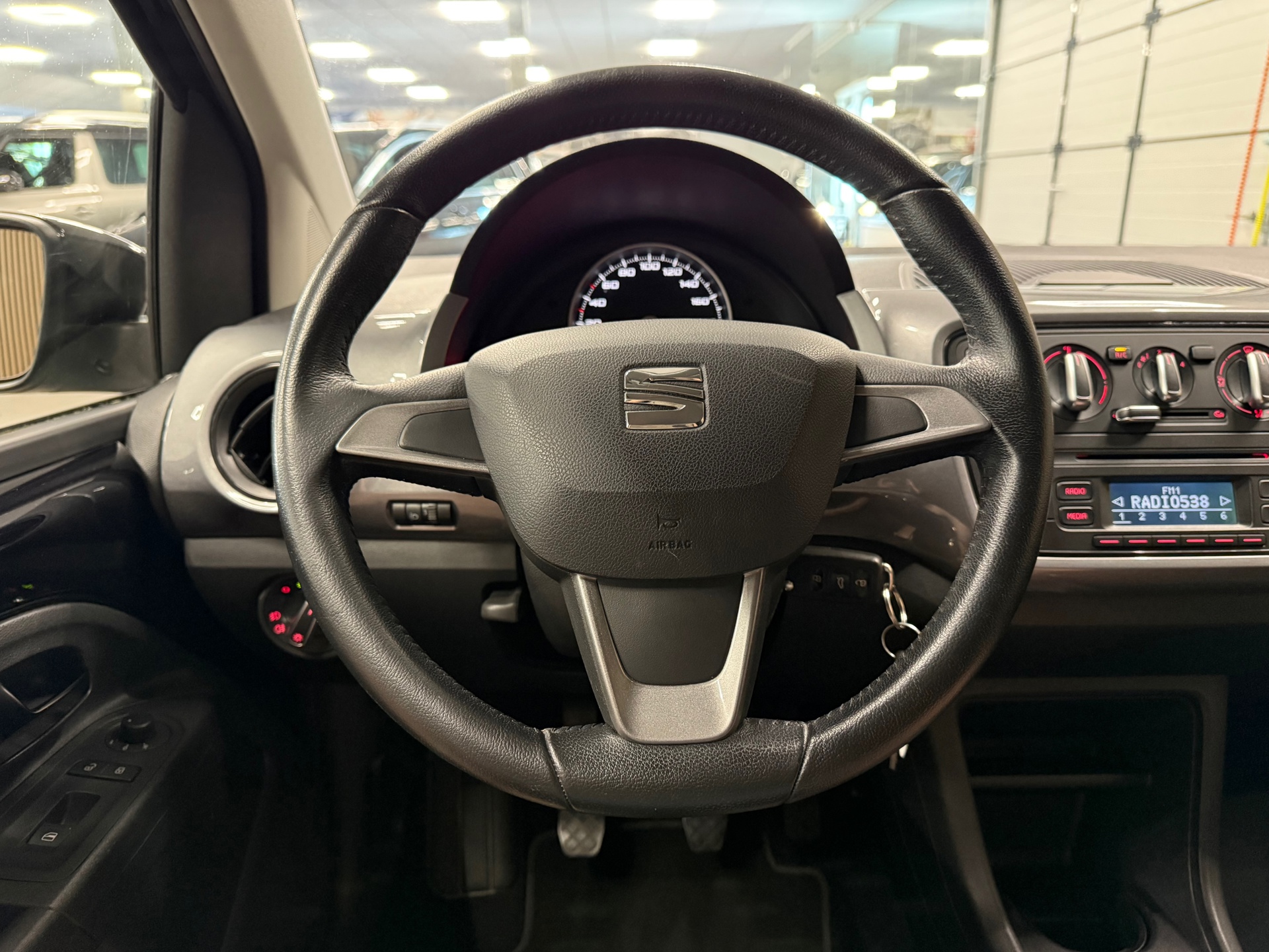 https://www.autokooy.nl//xml/images/54959486-13.JPG