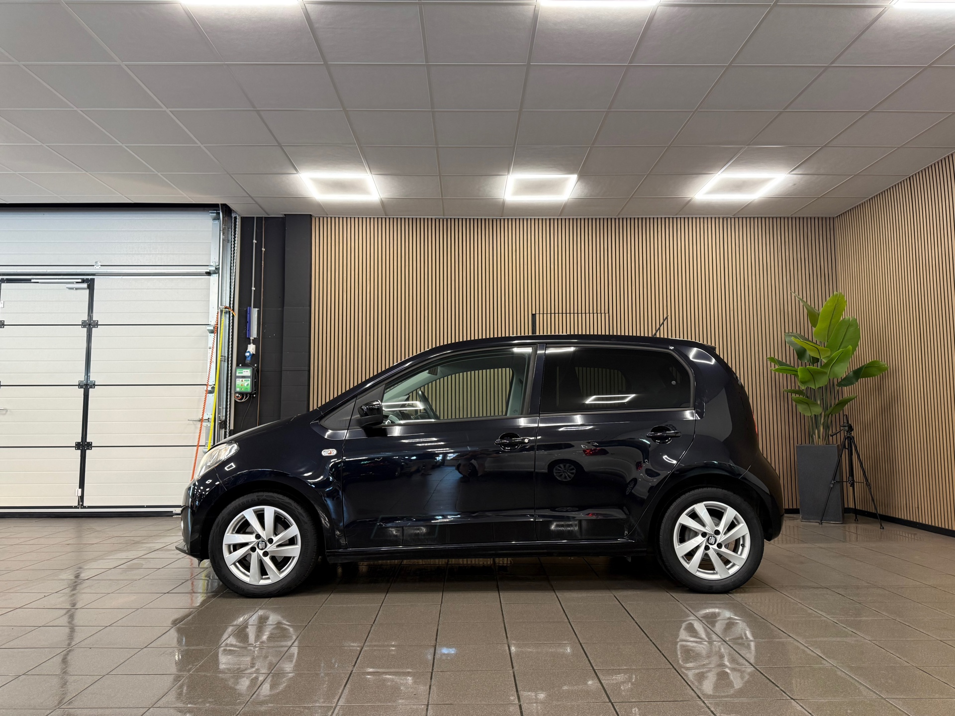 https://www.autokooy.nl//xml/images/54959486-2.JPG