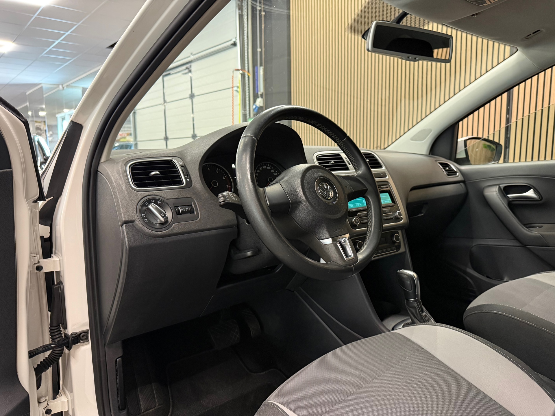 https://www.autokooy.nl//xml/images/54959539-11.JPG