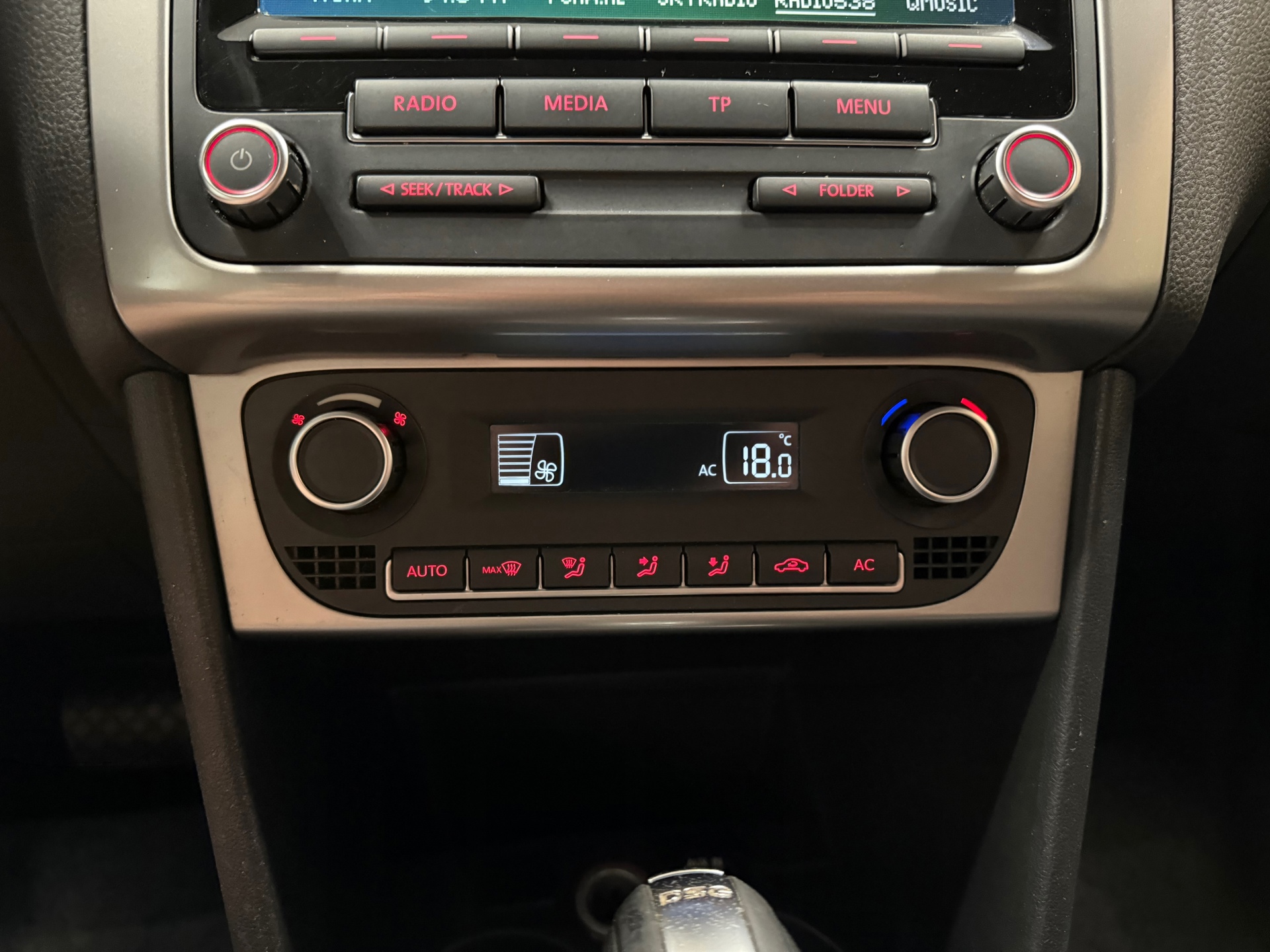 https://www.autokooy.nl//xml/images/54959539-16.JPG