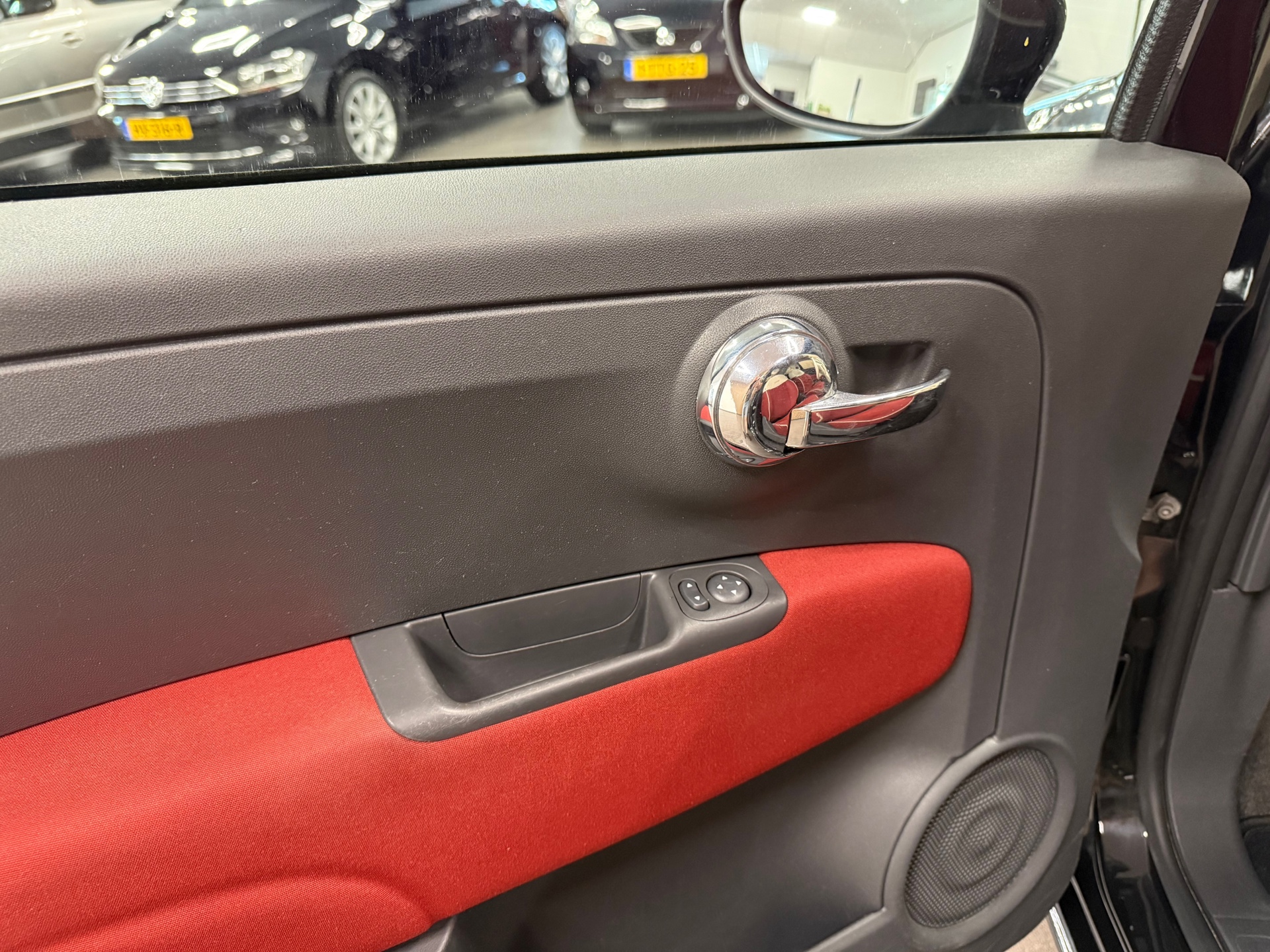https://www.autokooy.nl//xml/images/54993711-12.JPG
