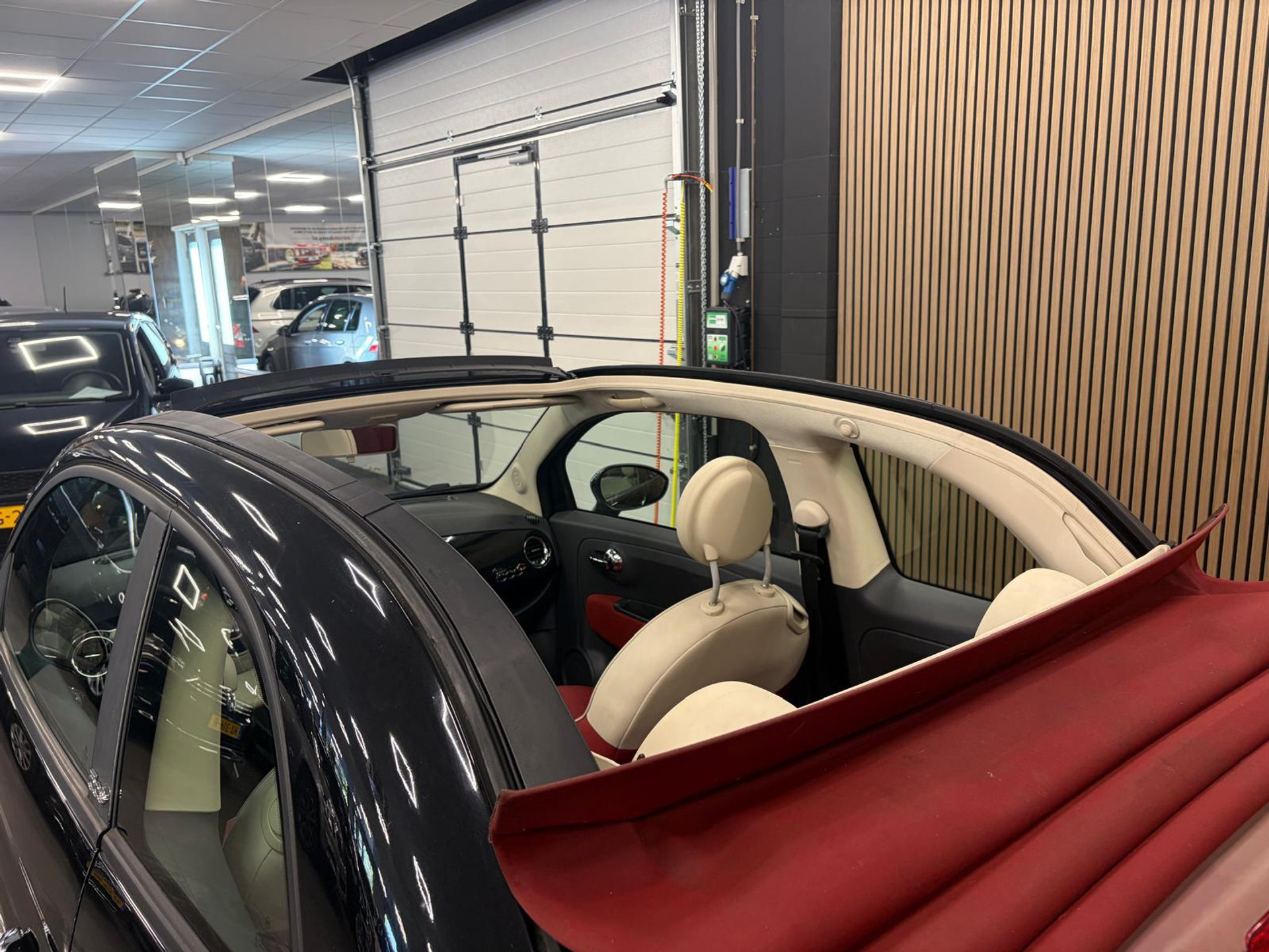 https://www.autokooy.nl//xml/images/54993711-6.JPG