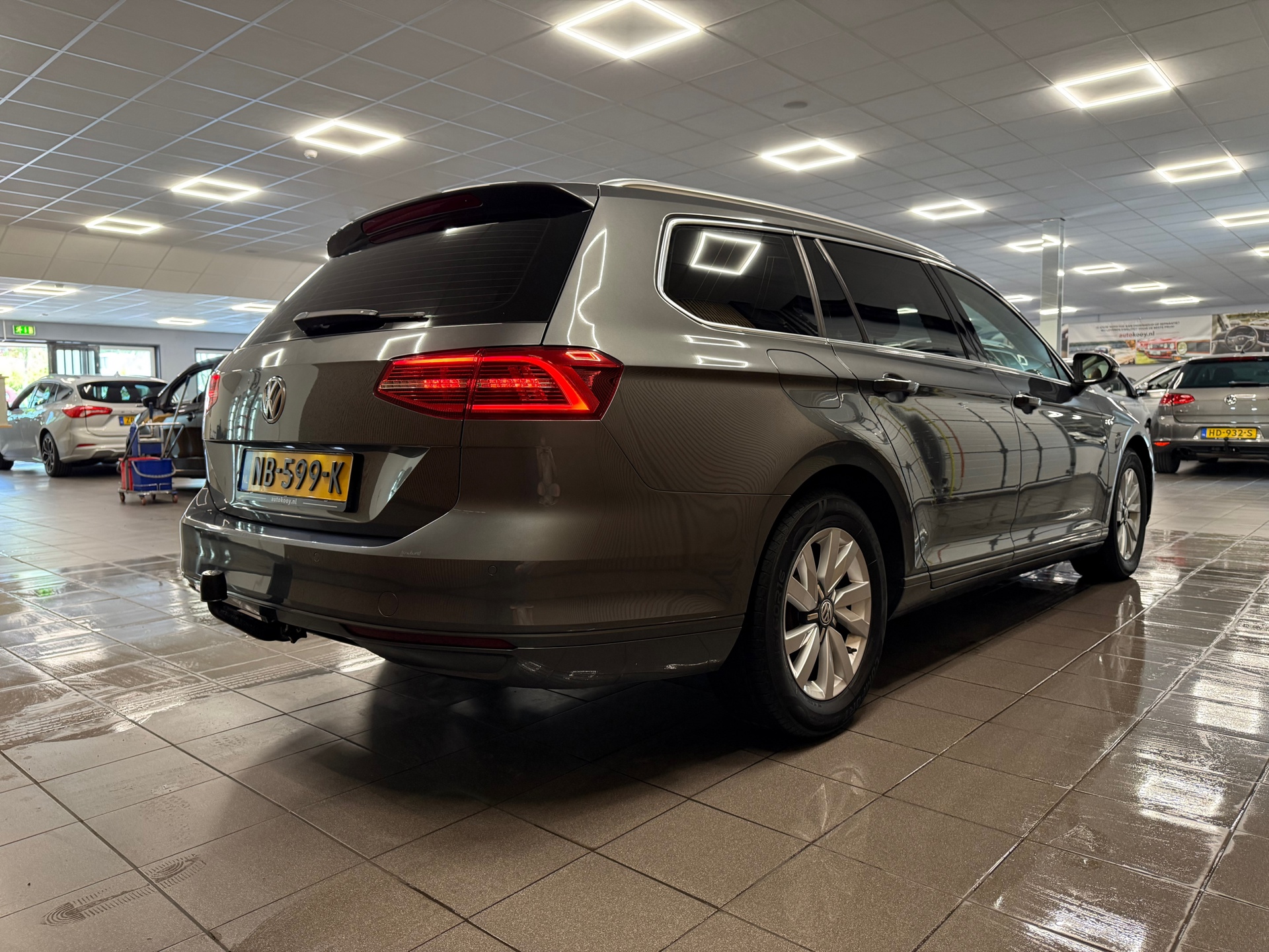 https://www.autokooy.nl//xml/images/54993820-6.JPG