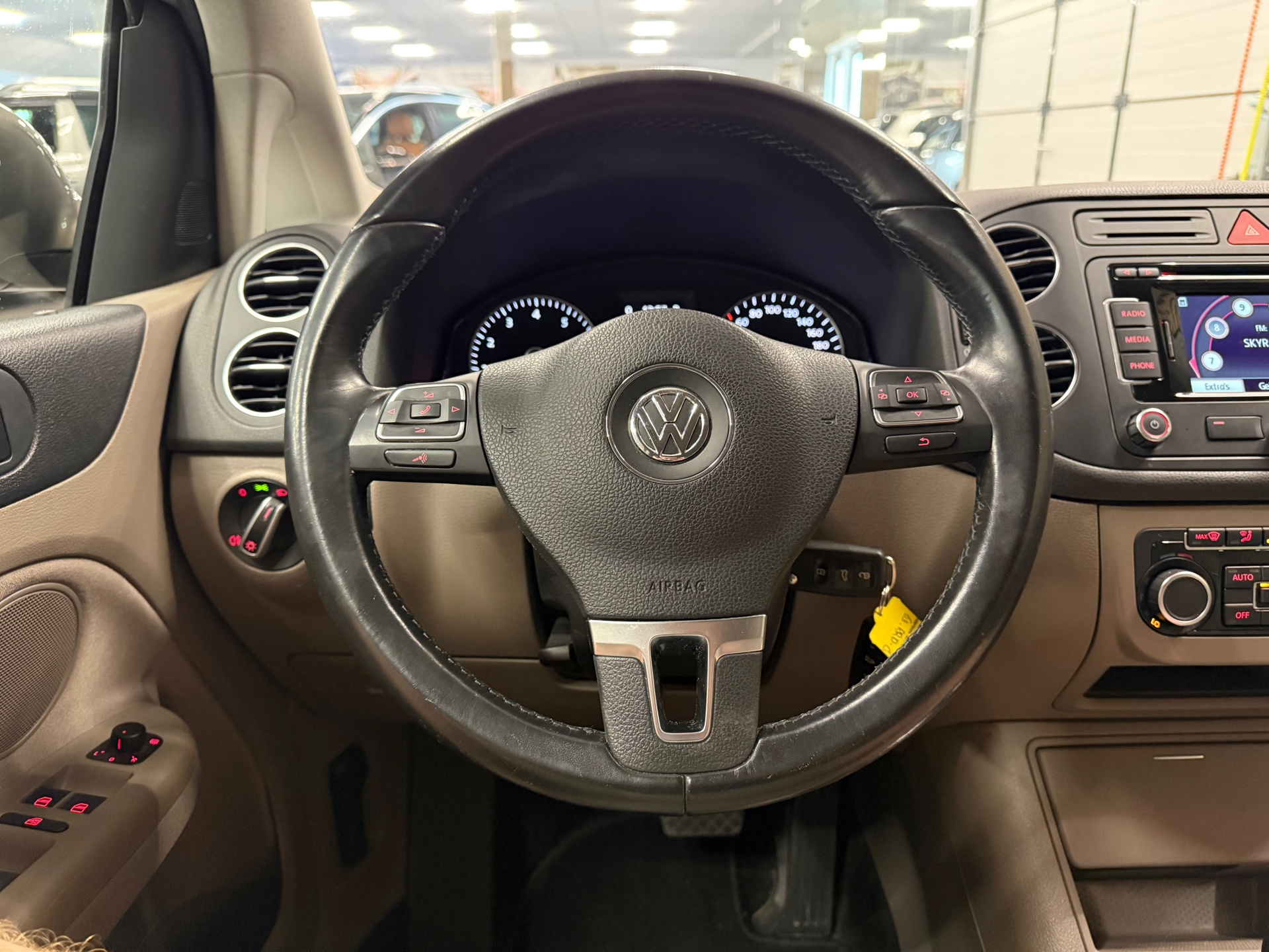 https://www.autokooy.nl//xml/images/55025827-13.JPG