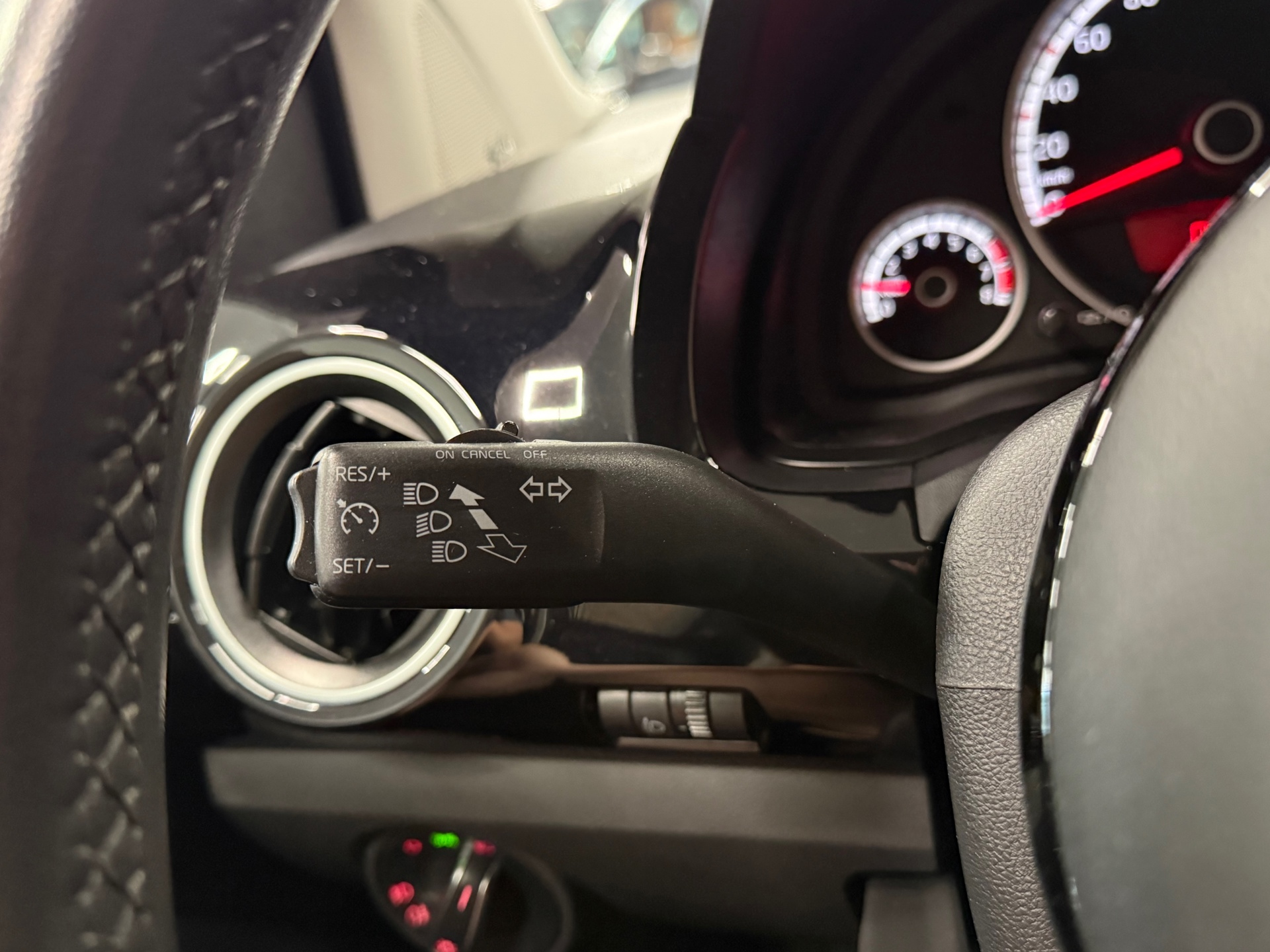 https://www.autokooy.nl//xml/images/55026204-16.JPG