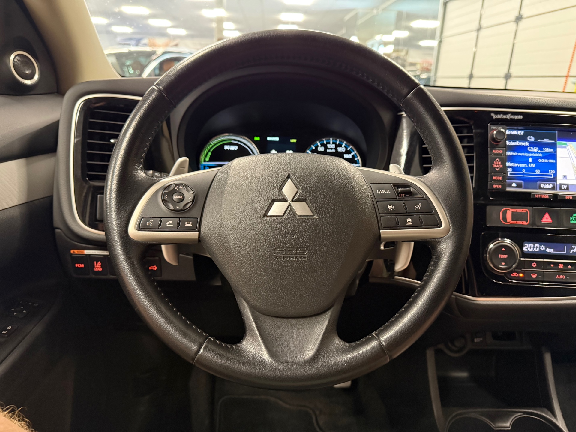 https://www.autokooy.nl//xml/images/55026456-13.JPG